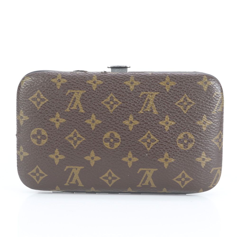 ルイヴィトン モノグラム トラベル セット 爪切り ネイル ケア 耳かき ペンチ ポーチ バッグ メンズ レディース ERE CV32-10