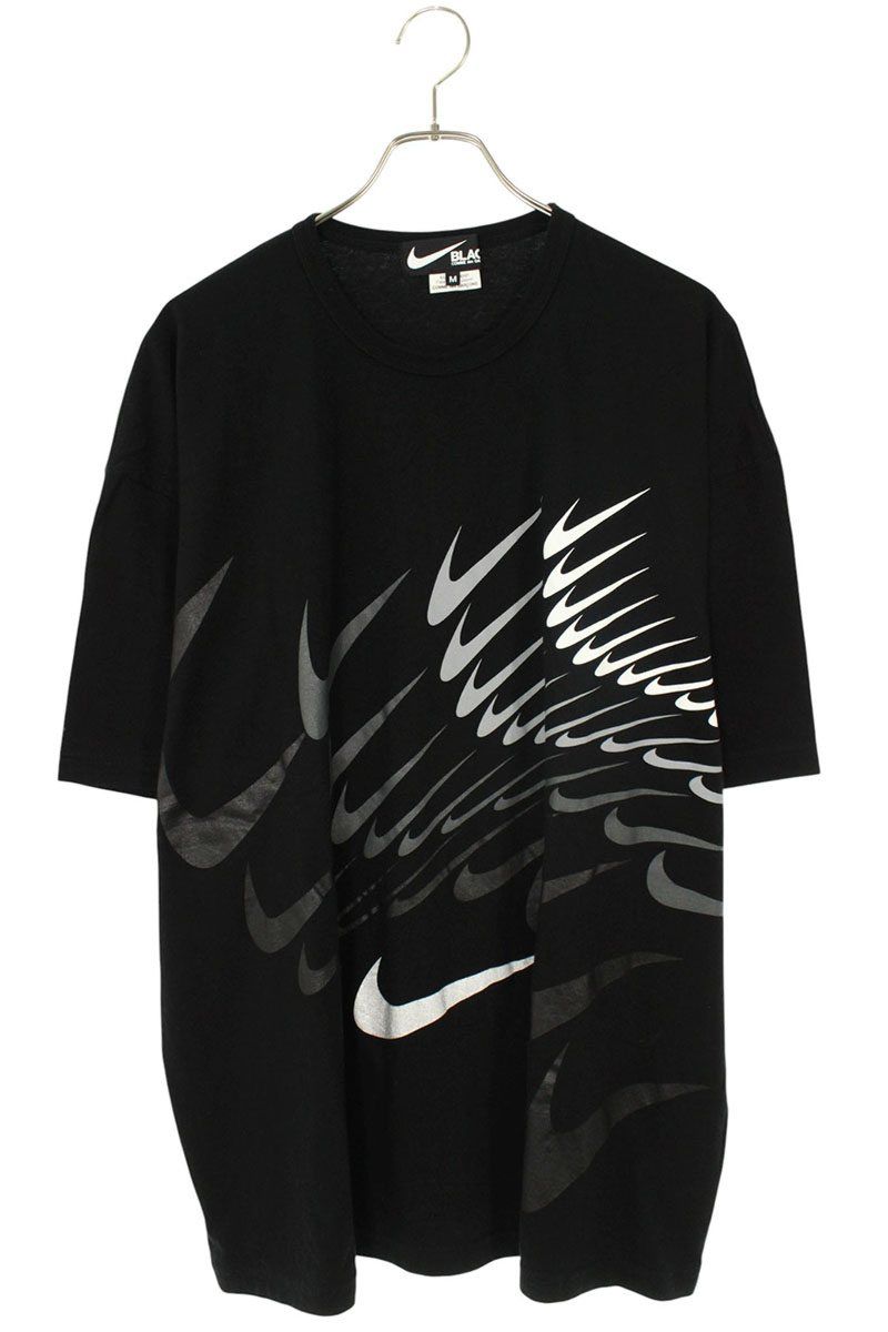 ブラックコムデギャルソン ×ナイキ NIKE 24AW 1N-T101 AD2025スウォッシュプリントＴシャツ メンズ M