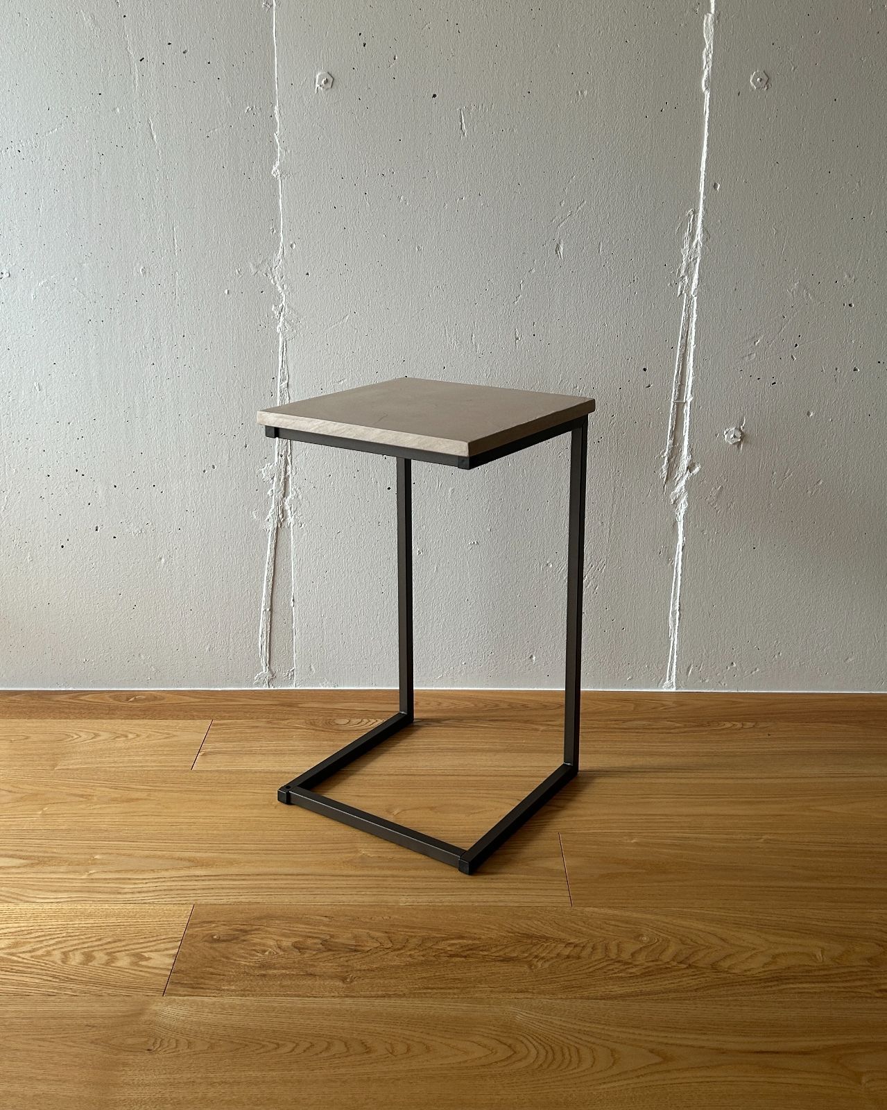Side Table 01 “煎茶色” /モールテックス/コンクリート/モルタル