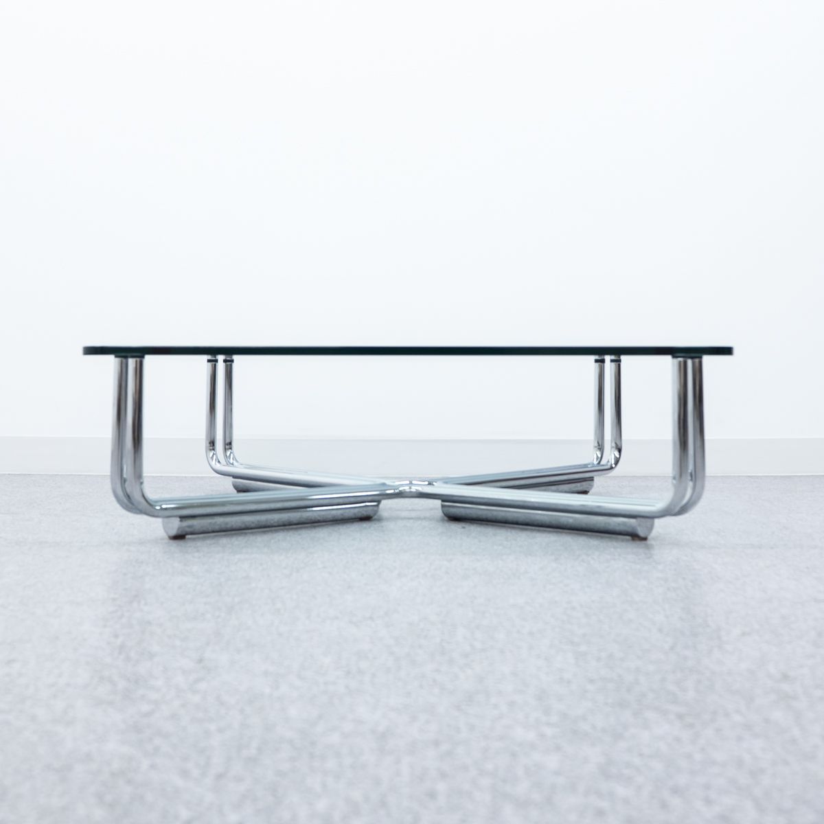 展示品】Cassina カッシーナ 784 センター ロー テーブル 展示品】Cassina カッシーナ 784 センター ロー テーブル