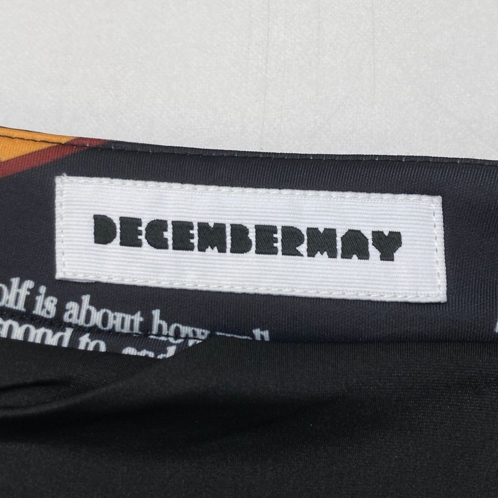 サイズ：M DECEMBERMAY ディセンバーメイ ; インナー付 ダンボールニットスカート 総柄 ブラック系 [240101474855] ゴルフウェア レディース ストスト サイズ：M DECEMBERMAY ディセンバーメイ ; インナー付