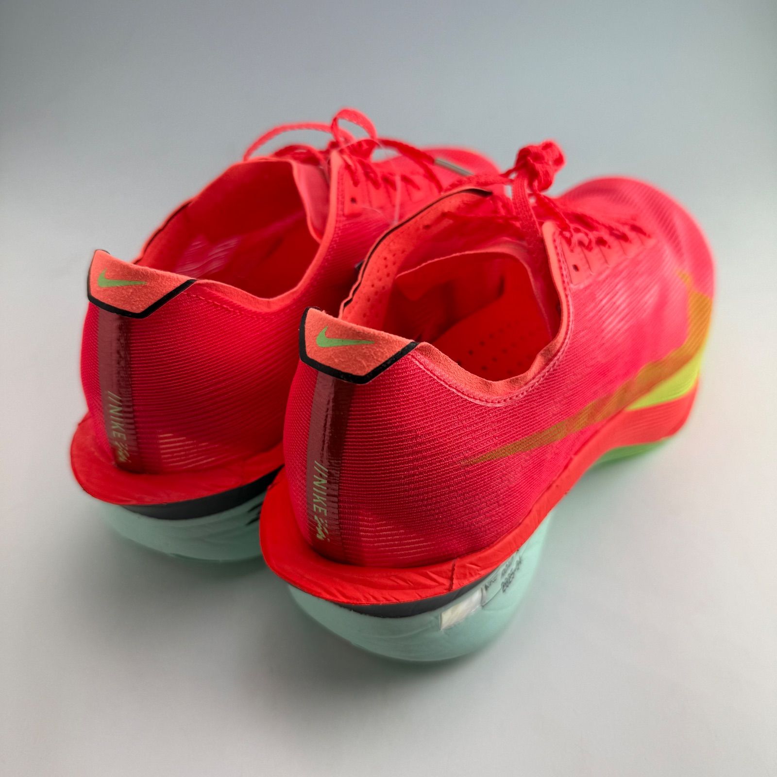 26cm ナイキ ヴェイパーフライ4 \