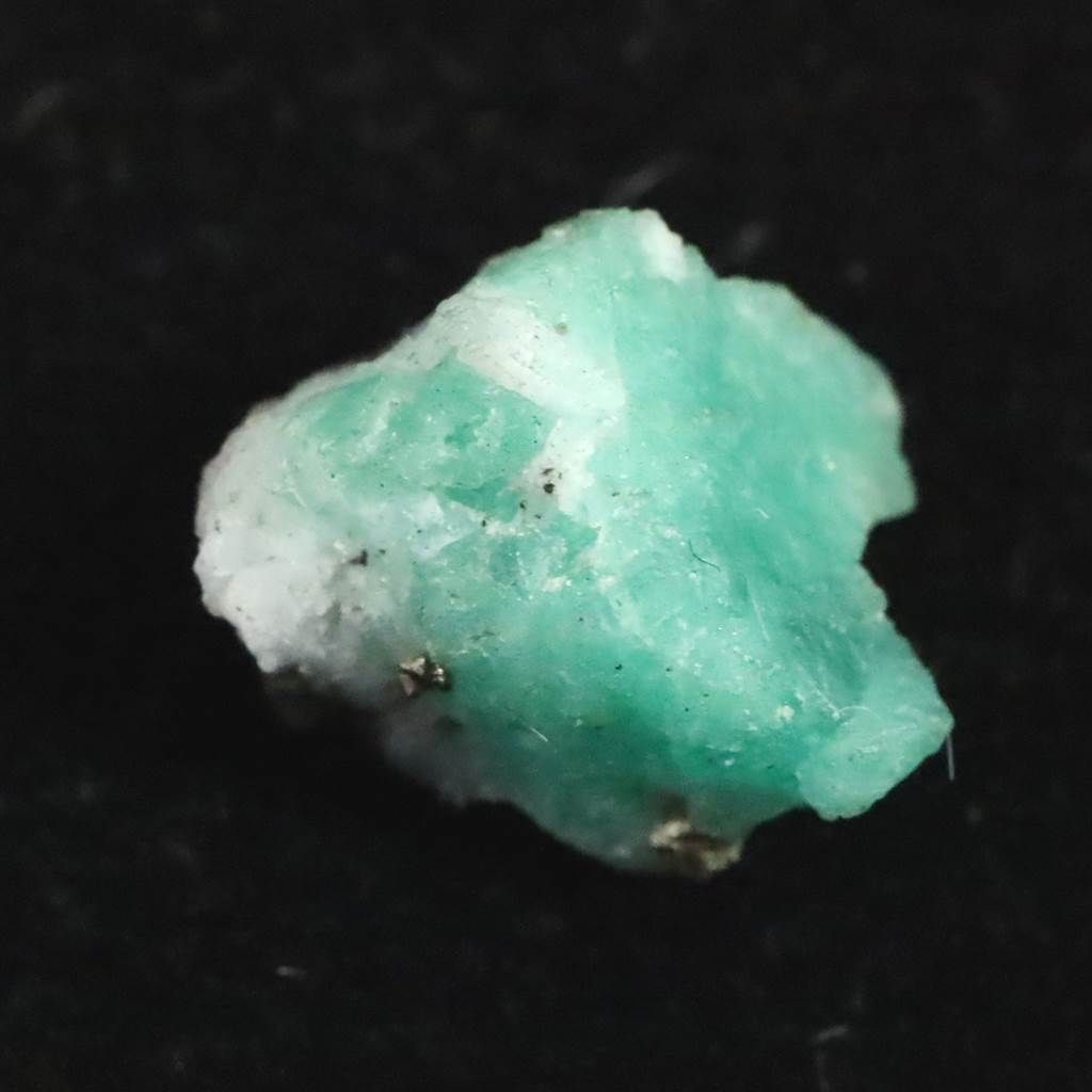 最終お値下げ 巨大エメラルド原石