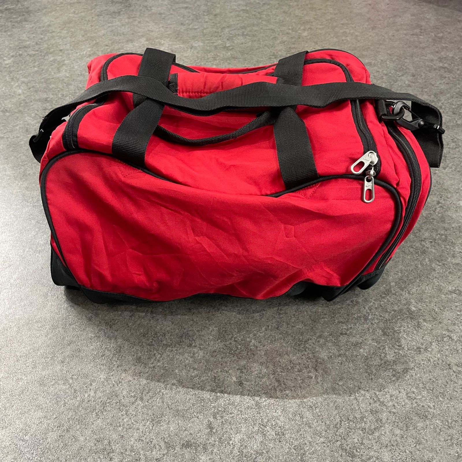 O1 NIKE Brasilia 5 Small Duffel Grip Y2K ナイキダッフルバッグ NIKE 