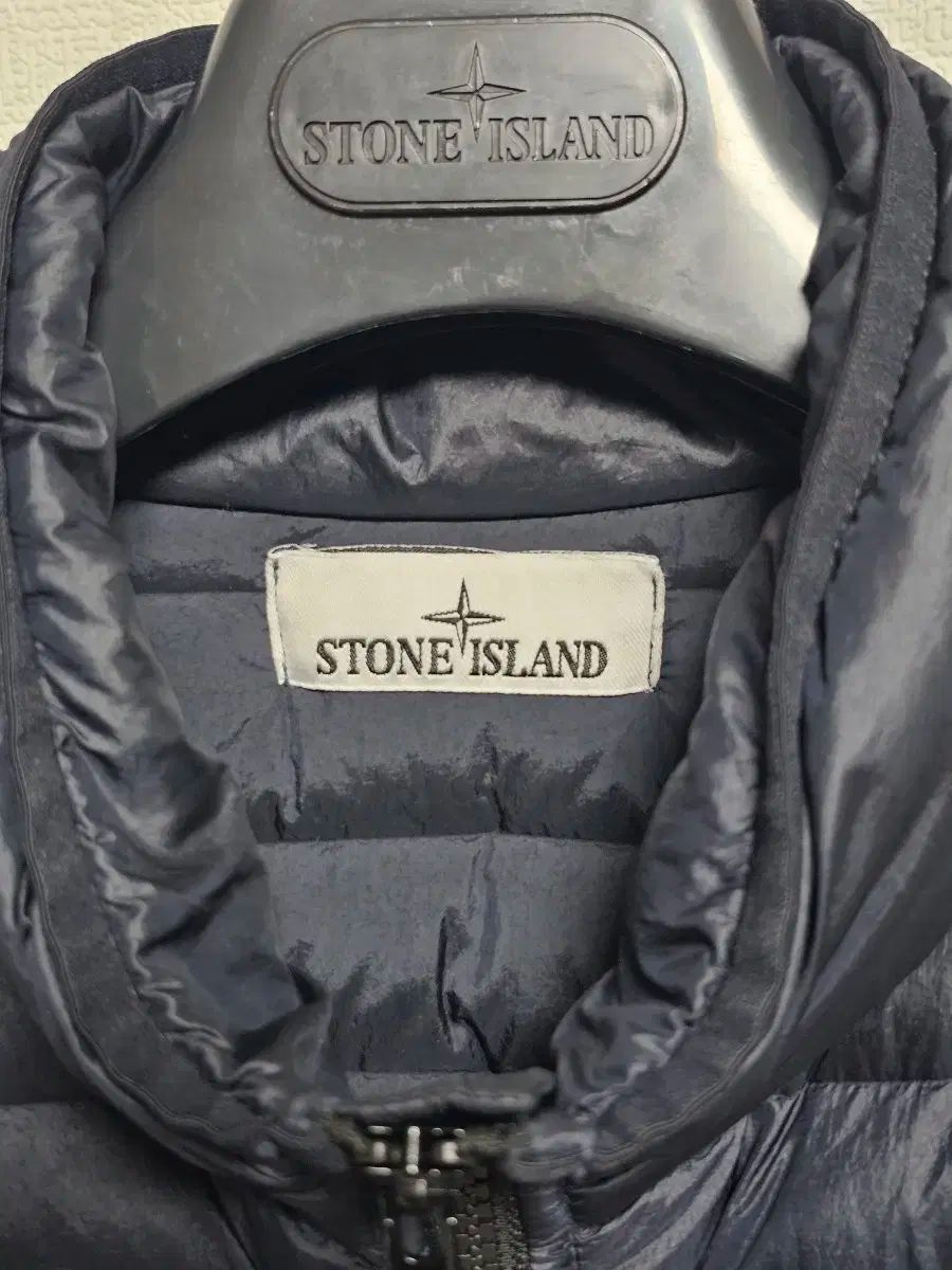 STONE ISLAND ストーンアイランド ルームウーブン ダウンジャケット ベスト ネイビー XL