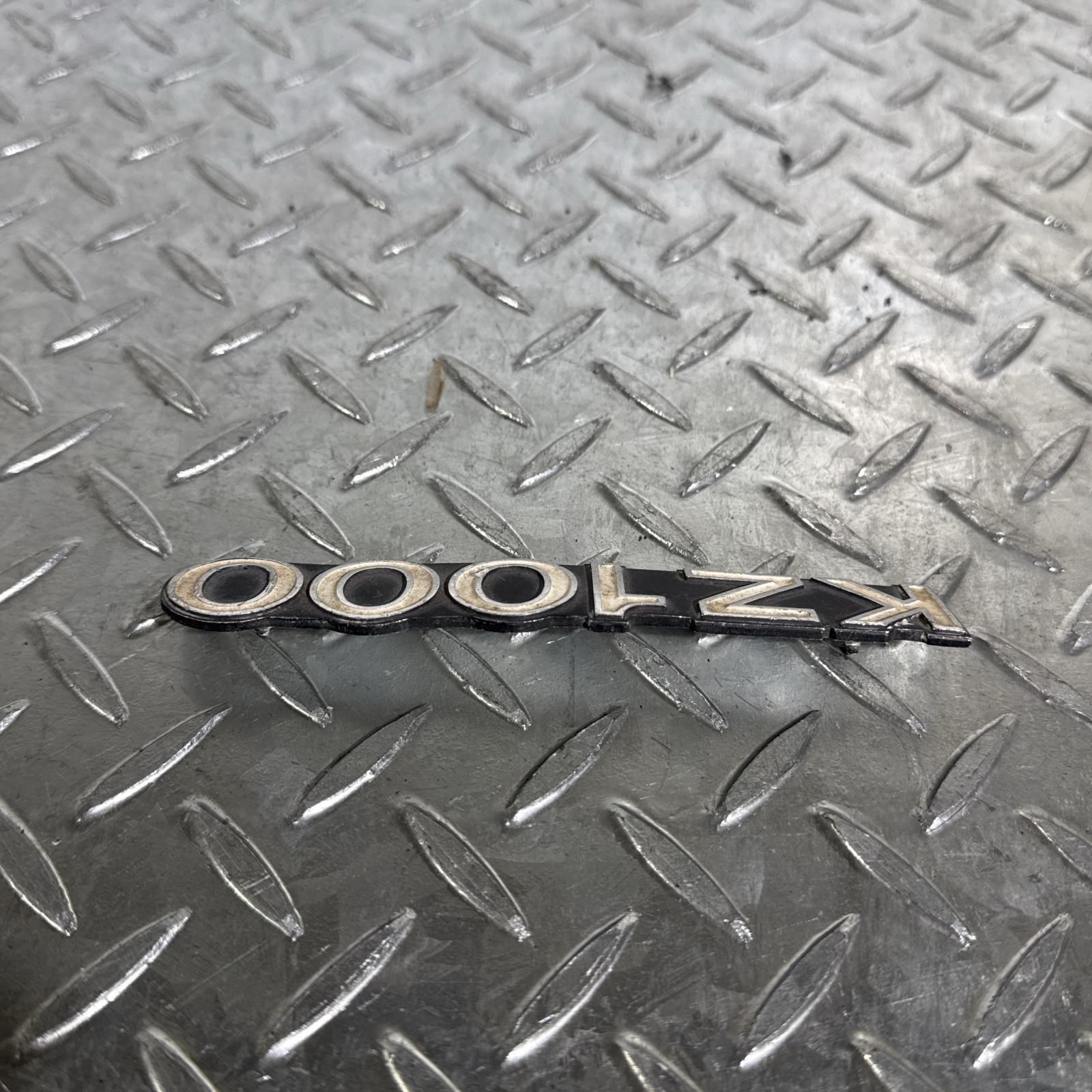 KAWASAKI KZ1000 サイドカバーエンブレム カワサキ [M-250507-65] KZ1000 サイドカバーエンブレム | 車種から探す,Z1000A1,外装,主要外装