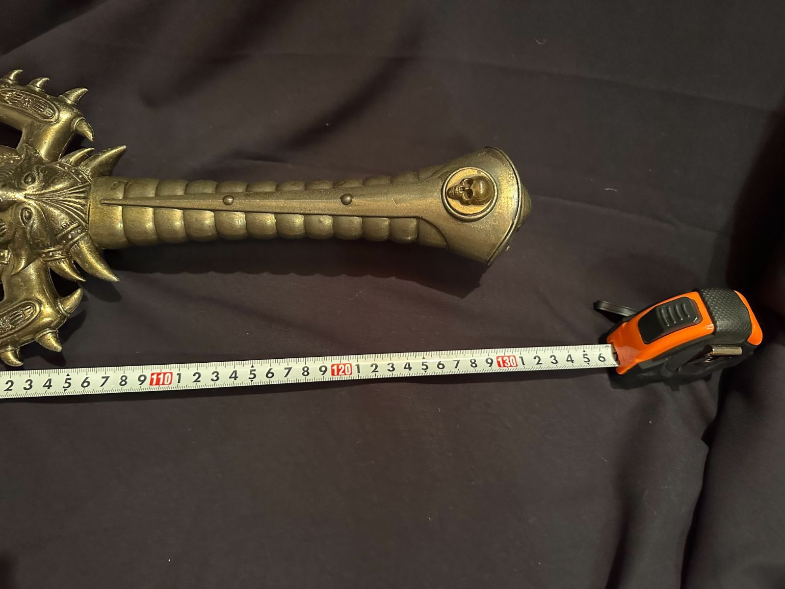 西洋剣 模造刀 レプリカ 長さ約106cm 重量約2.6kg コスプレ　現状 西洋剣 模造刀 レプリカ 長さ約130cm 重量約3.5kg コスプレ 現状