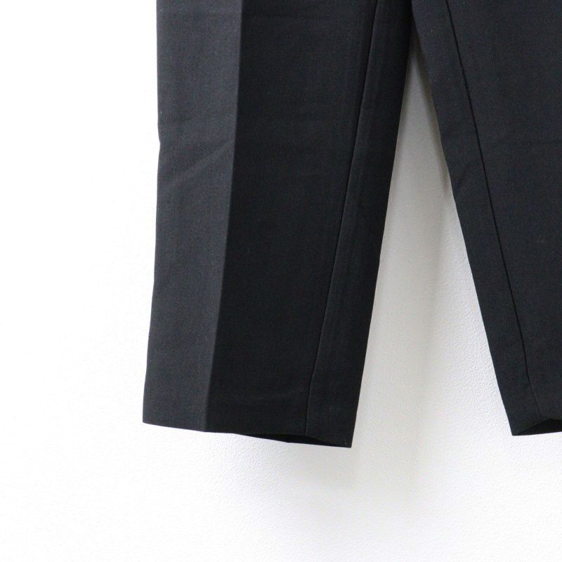 美品 マチャット MACHATT タックテーパードパンツ/ブラック
