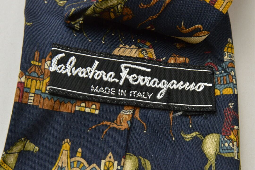 Salvatore Ferragamo シルク ネクタイ Salvatore Ferragamo シルクネクタイ フェラガモ イタリア製