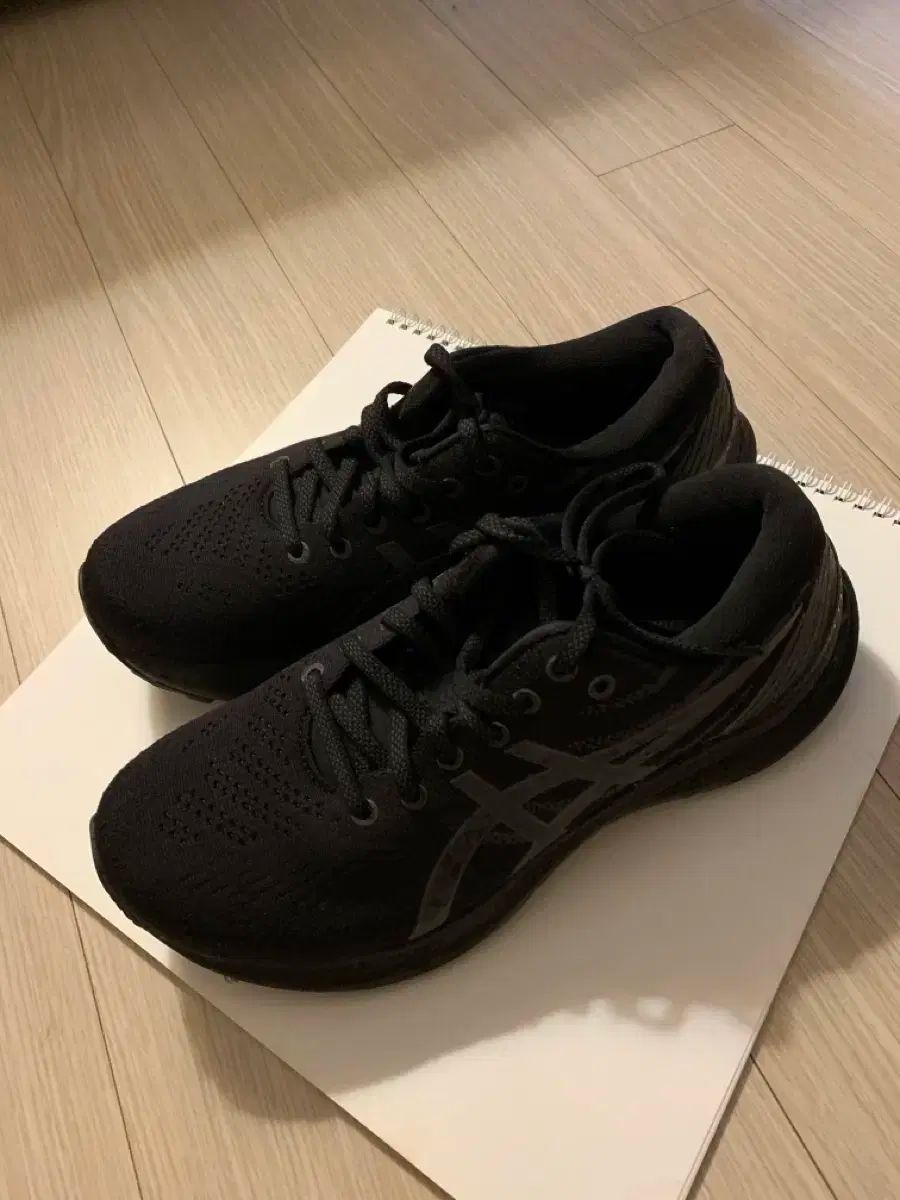 Asics アシックス ゲル ゲル カヤノ 29 オールブラック 安定化 ランニングシューズ 245