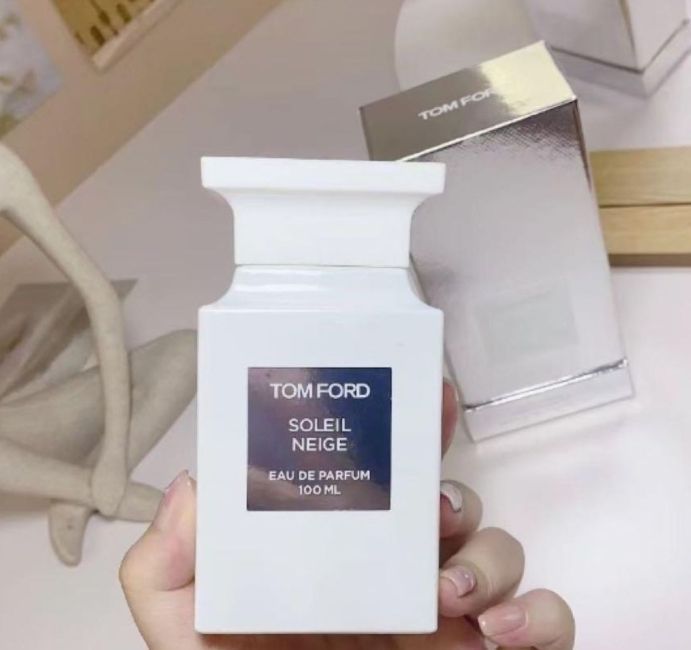 TOMFORDトムフォード ソレイユ ネージュ 香水 100ml◆24-251 ソレイユ ネージュ オード パルファム スプレィ TOM FORD BEAUTY