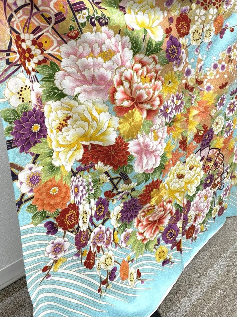 振袖 仮絵羽 銀通し 金駒 金彩 紋意匠 牡丹 正絹 未仕立て品 八掛付き