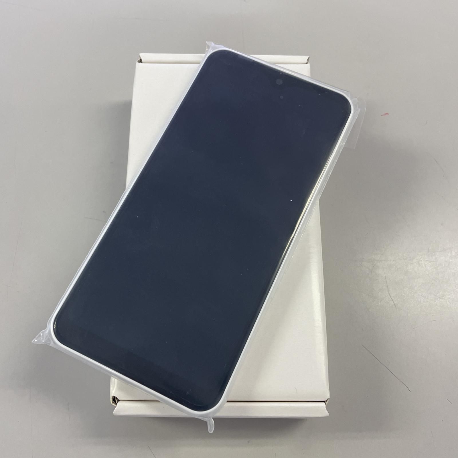 docomo arrows We F-51B ホワイト