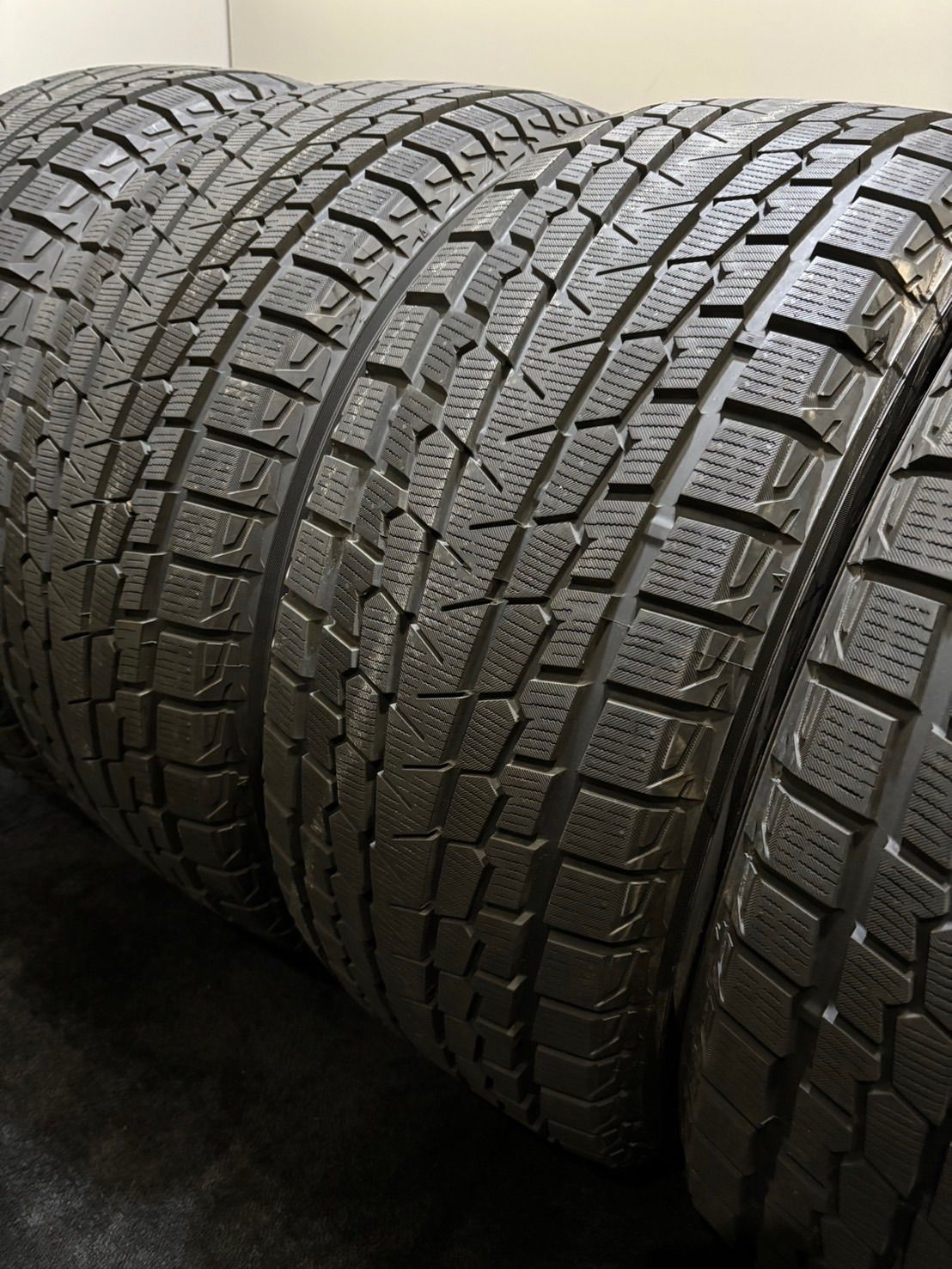 275|50R20 YOKOHAMA|ice GUARD G075 22年製 スタッドレス 4本 ヨコハマ アイスガード ベンツ ゲレンデ Gクラス GLE GLS 南10-I811