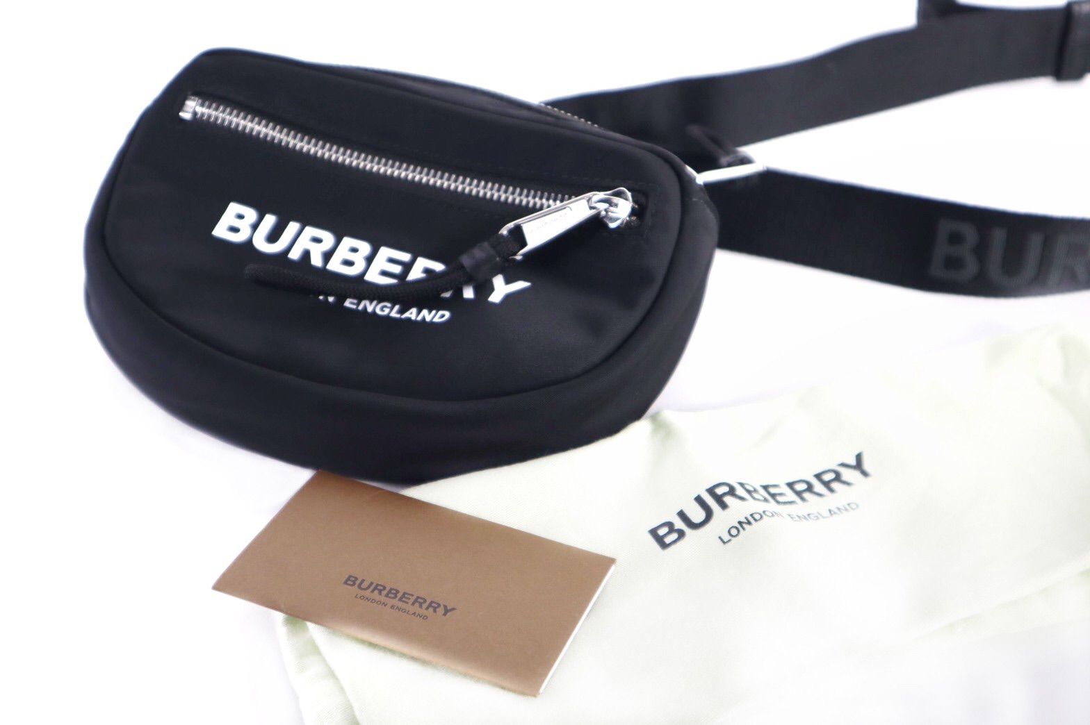 BURBERRY 8014519 ML CANNON ベルトバッグ-