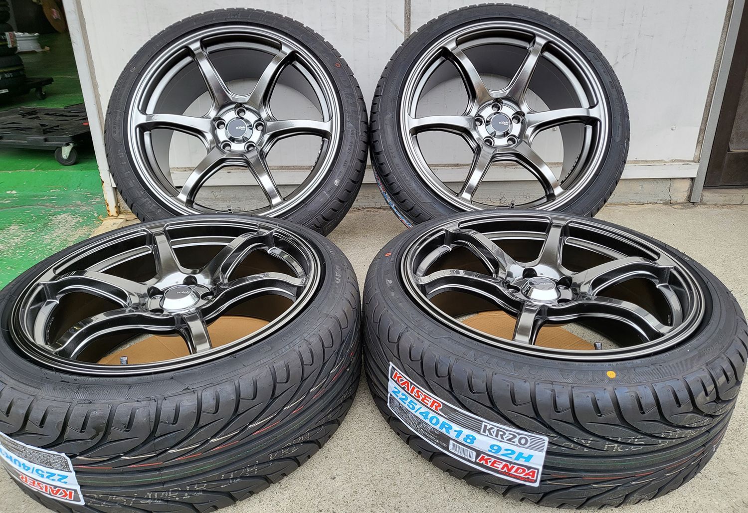 86 トヨタ 当店オススメ!!! タイヤホイール 新品4本セット Acht-6 KENDA KR20 225/40R18 235/40R18 -  メルカリ