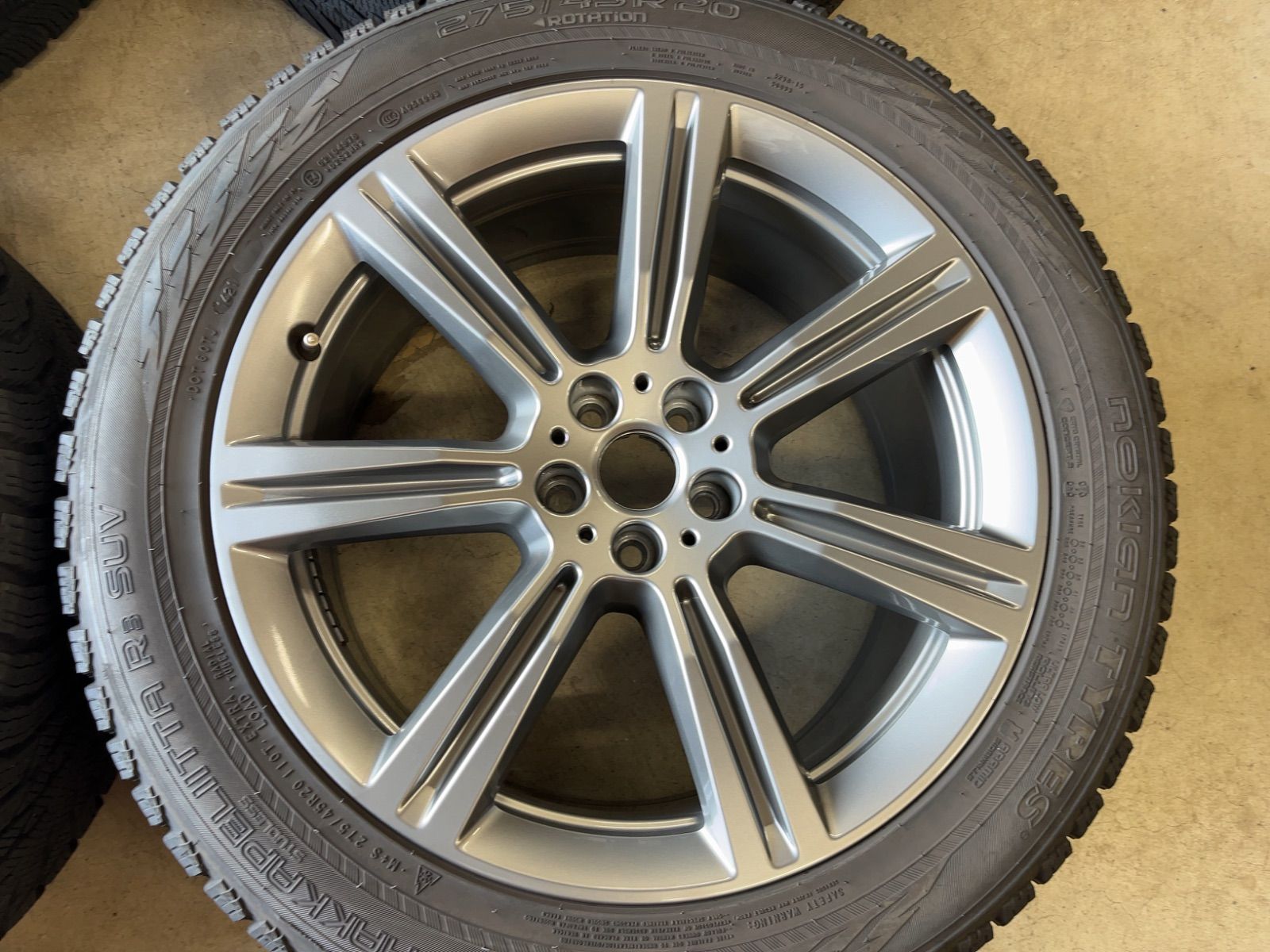 BMW X5 G05 X6 G06 純正品 ノキアン 20インチ ４本セット WWW_NOITHATQUANGTHANH_NET