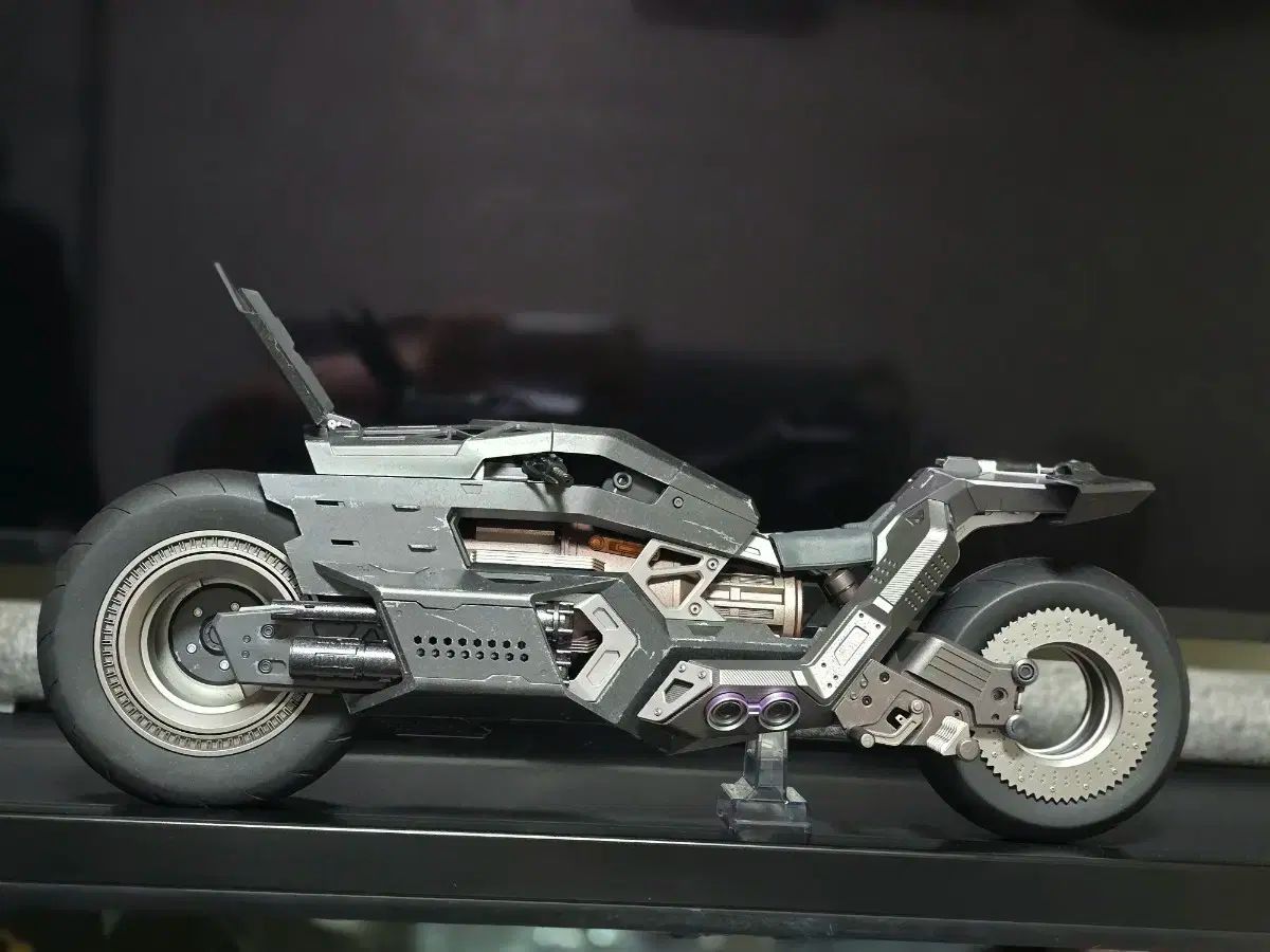 ホットトイズ ザ・フラッシュ バットマン&バットサイクル 組み合わせた