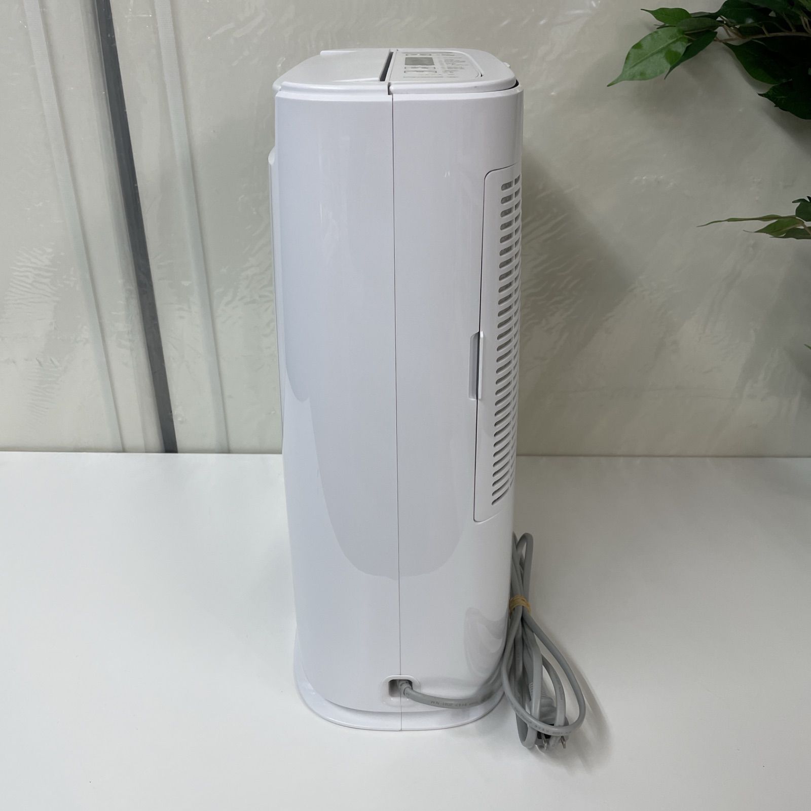 R740 ☀️ Panasonic 衣類乾燥除湿器 デシカント方式 21年製 F-YZUX60 ⭐ 動作確認済 ⭐ クリーニング済 R740 ☀️ Panasonic 衣類乾燥除湿器 デシカント方式 21年製 F-YZUX60