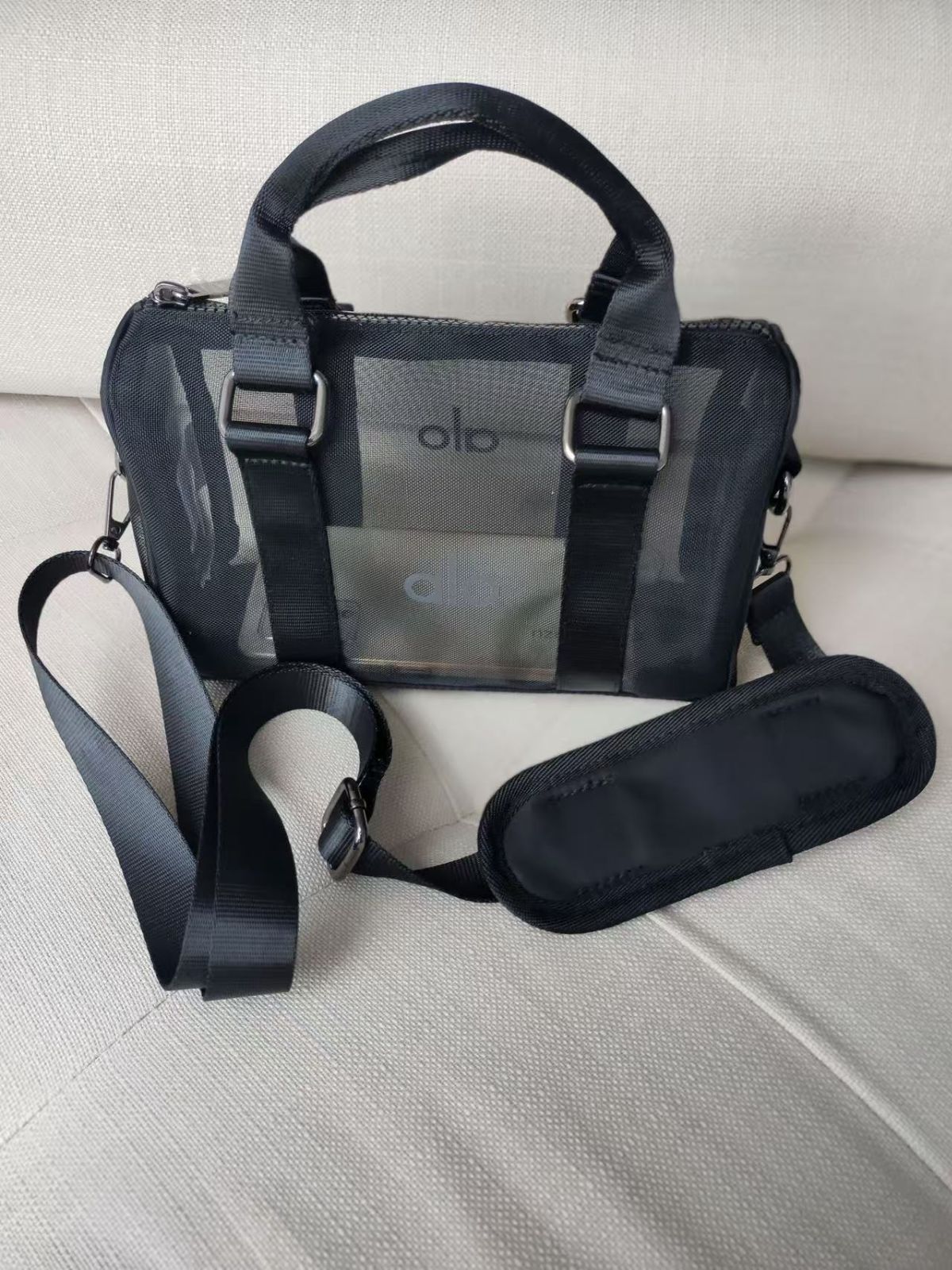 Alo Yoga アロヨガ フィットネスバッグ ショルダーバッグ ヨガ