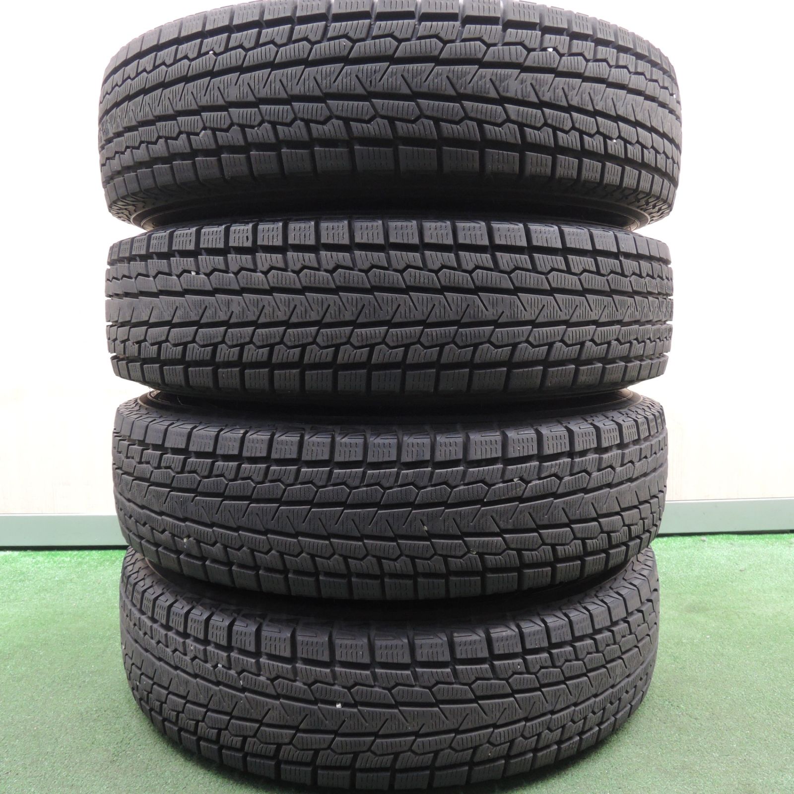 送料無料* バリ溝！9分☆スズキ ジムニー 純正 175/80R16 スタッドレス 