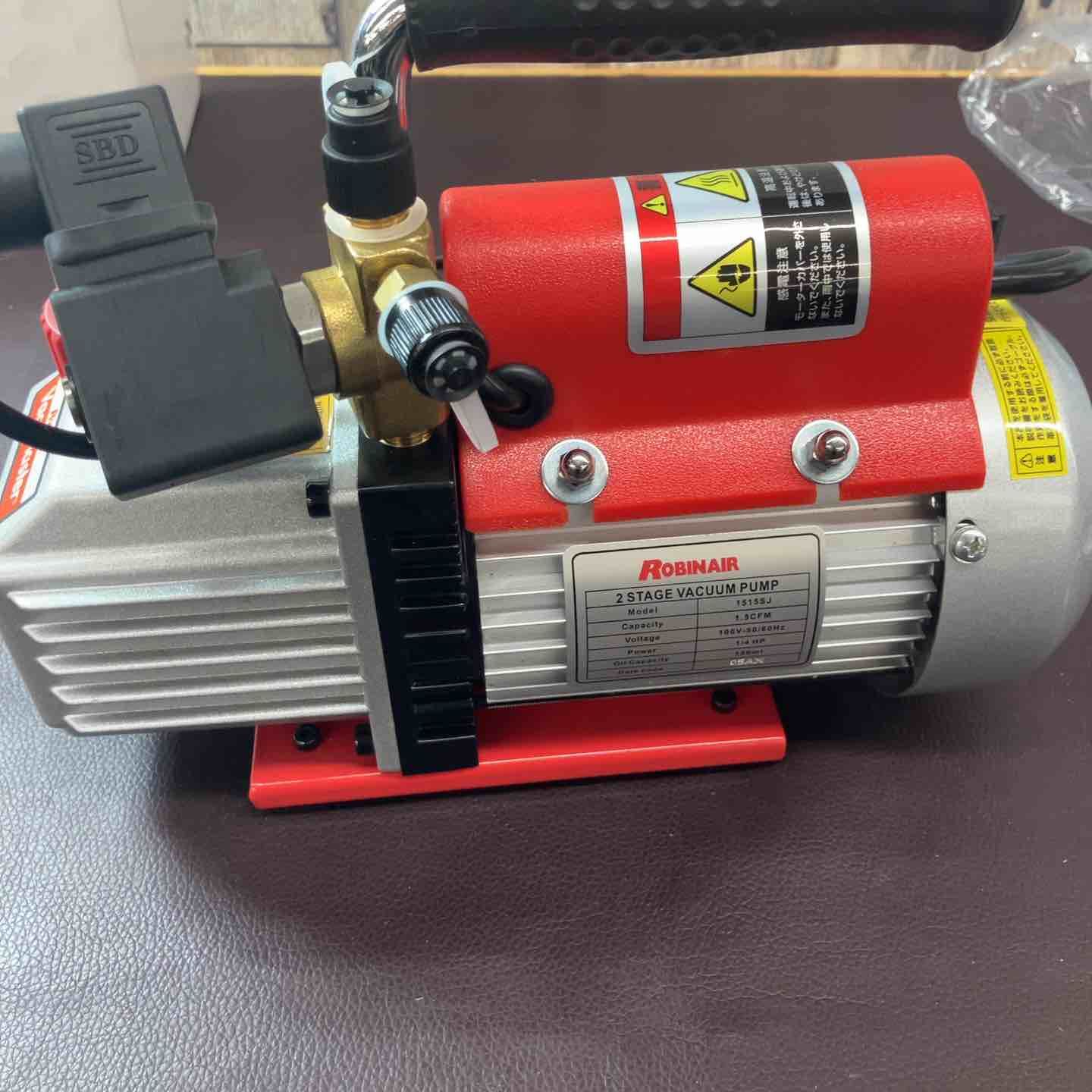 ROBINAIR ポケットロビ 15800EDP ROBINAIR ポケロビ ROBINAIR ポケロビ 15800EDP 簡易真空ポンプ