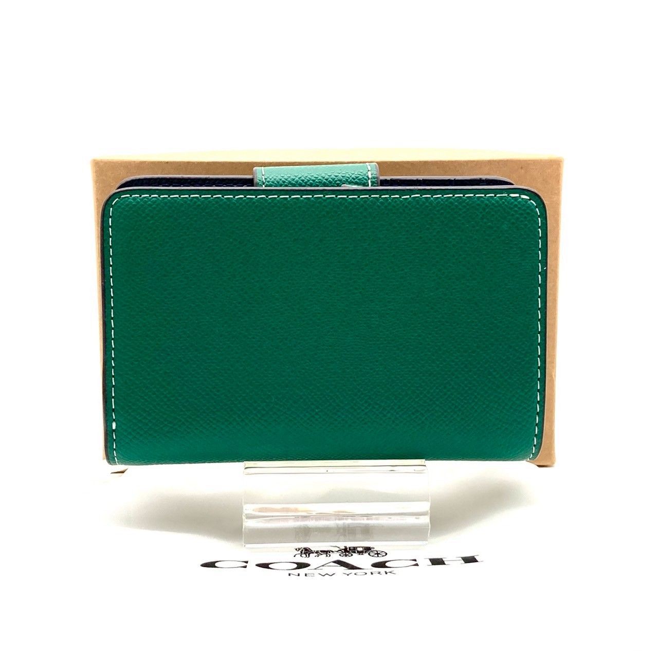コーチ 二つ折り財布 折り財布 短財布 レザー グリーン 保管品 70908 コーチ 二つ折り財布 折り財布 短財布 レザー グリーン 保管品 70908