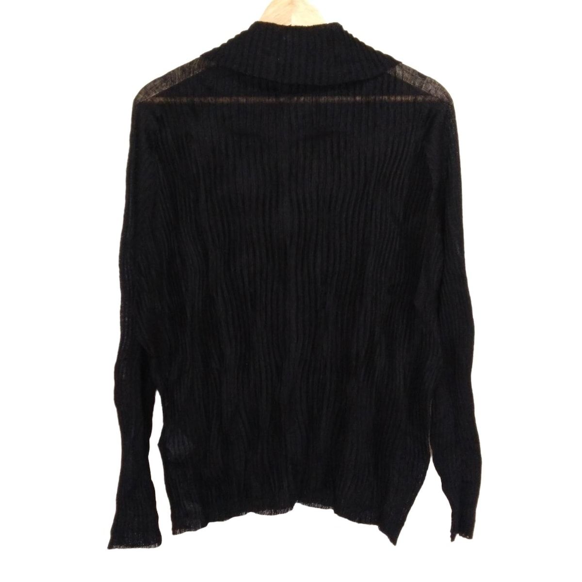 ISSEY MIYAKE プリーツ　長袖　ブラック　トップス　サイズ2 ISSEYMIYAKE(イッセイミヤケ) 長袖セーター サイズ2 M
