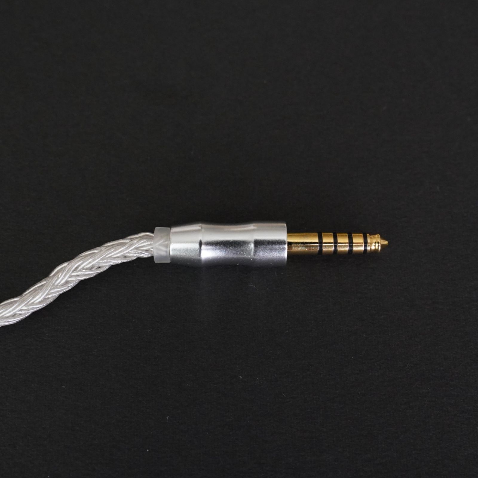 超高評価! MDR-1A (M2) 用最高スペック16芯 超希少金メッキケーブル 超高評価 最高仕様16芯 希少金メッキケーブル 膨張式mmcx/4 4mm