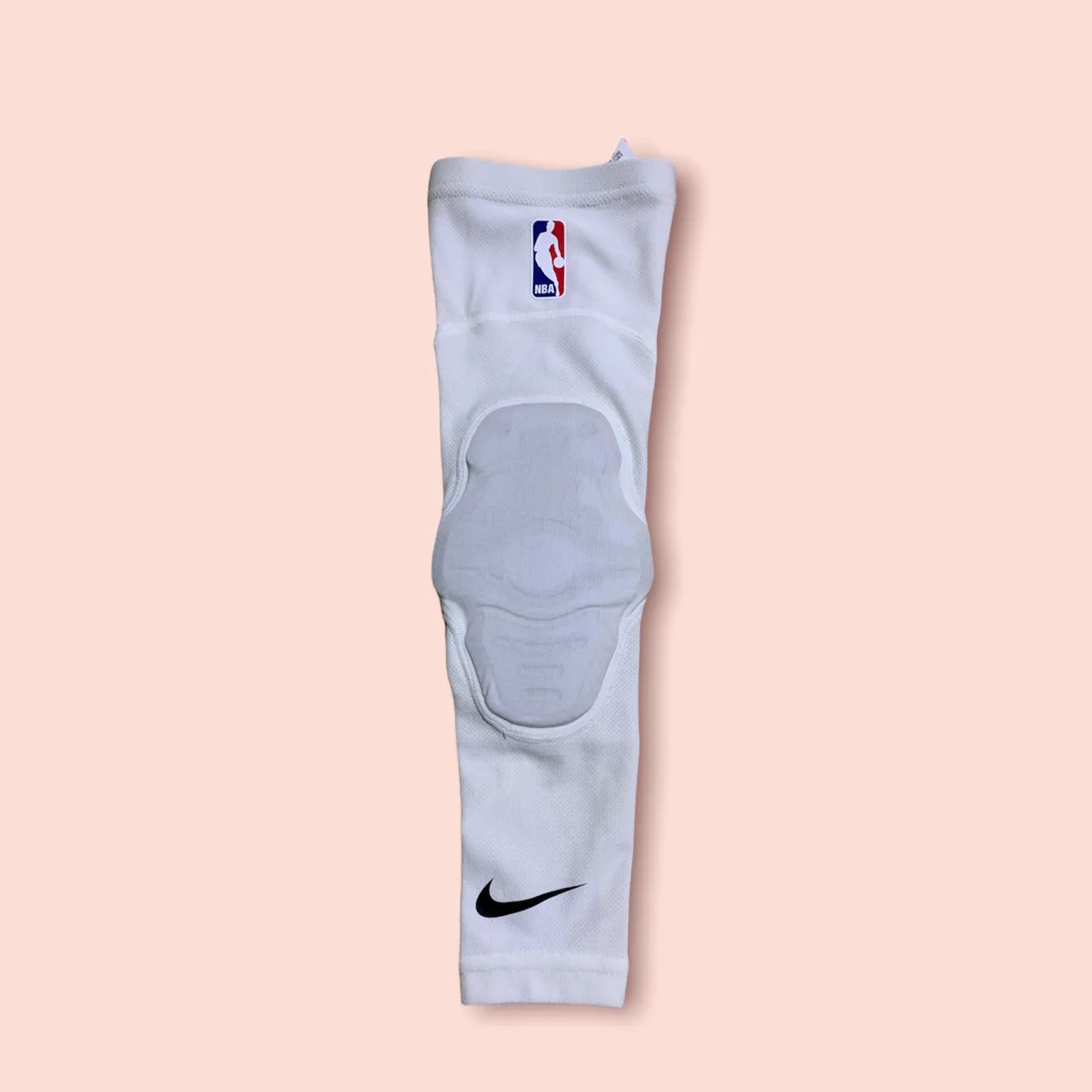 Nike NBA パッド付きシューティングアームスリーブ S/Mサイズ - メルカリ