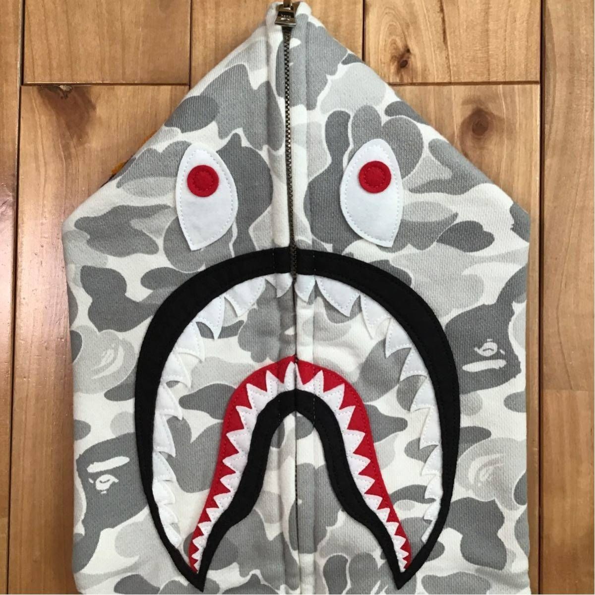 BAPE シャーク　スカジャン SHARK SOUVENIR JACKET | bape.com