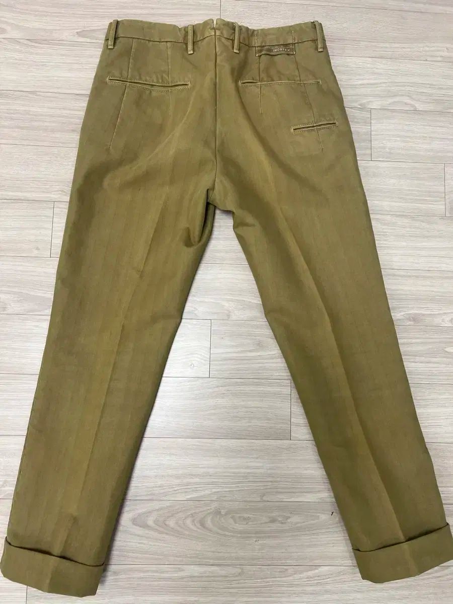 インコテックス ヘリンボーン チノ 30