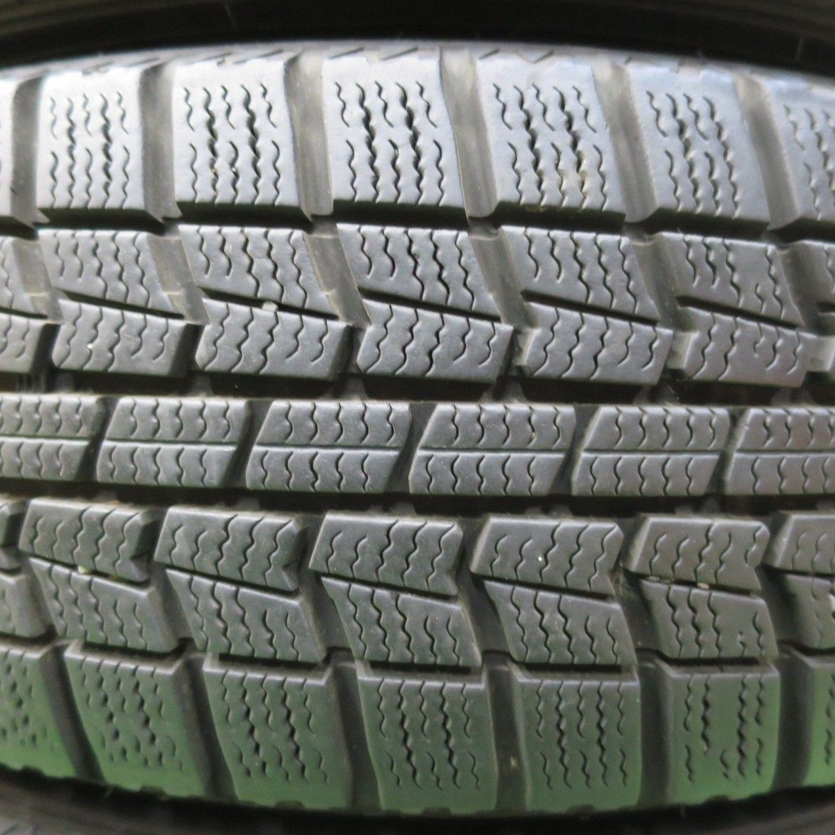 17年製 バリ溝！ ヨコハマ IG50プラス 175/65R14 14インチ 5.5j ＋42 アルミホイールセット 中古 K12 マーチ ノート 等に。 バリ山 YOKOHAMA ヨコハマ IG50プラス 175⁄65R14 スタッドレス タイヤ