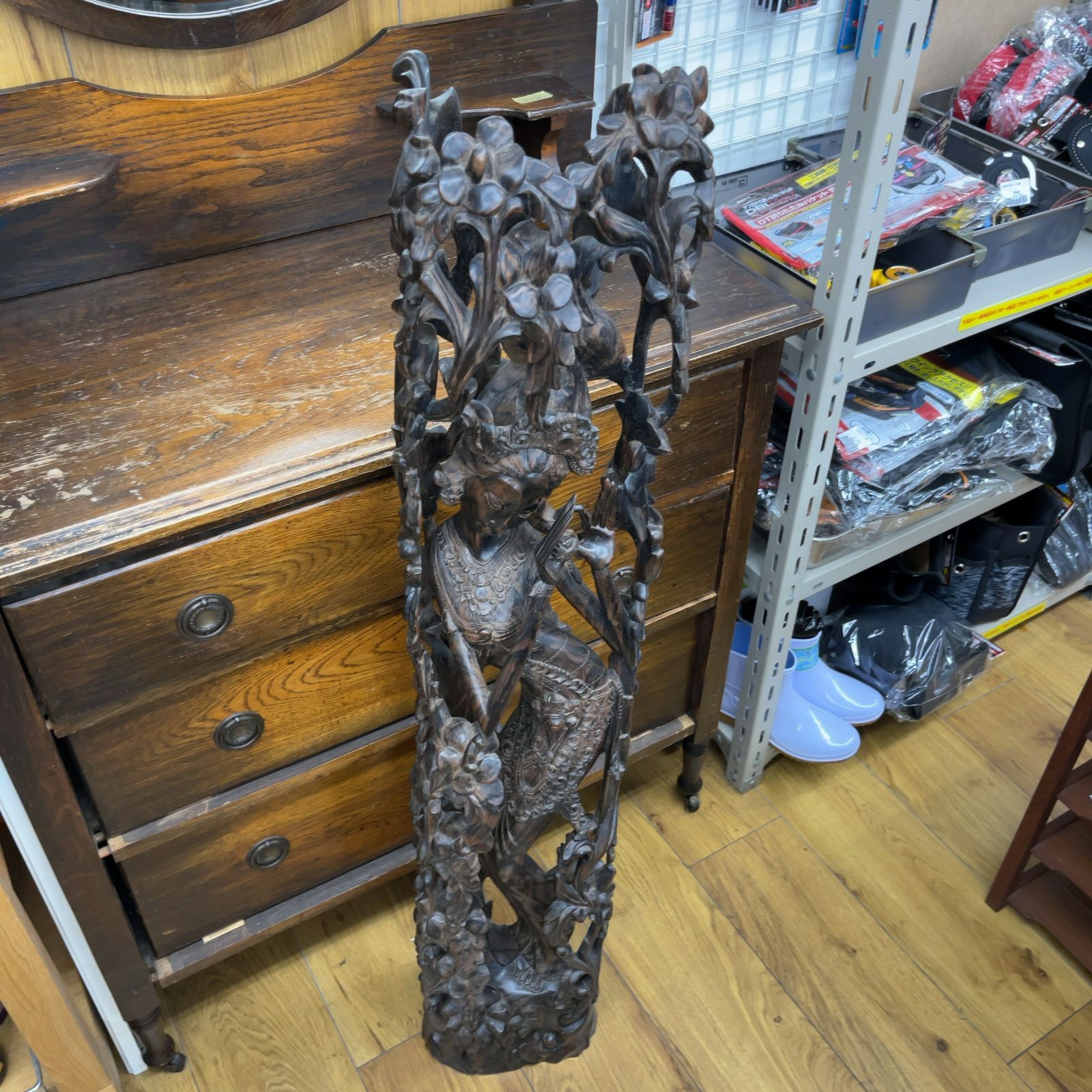 エスニック 木彫り 細密彫刻 インドネシア バリ 民芸品 エキスパート