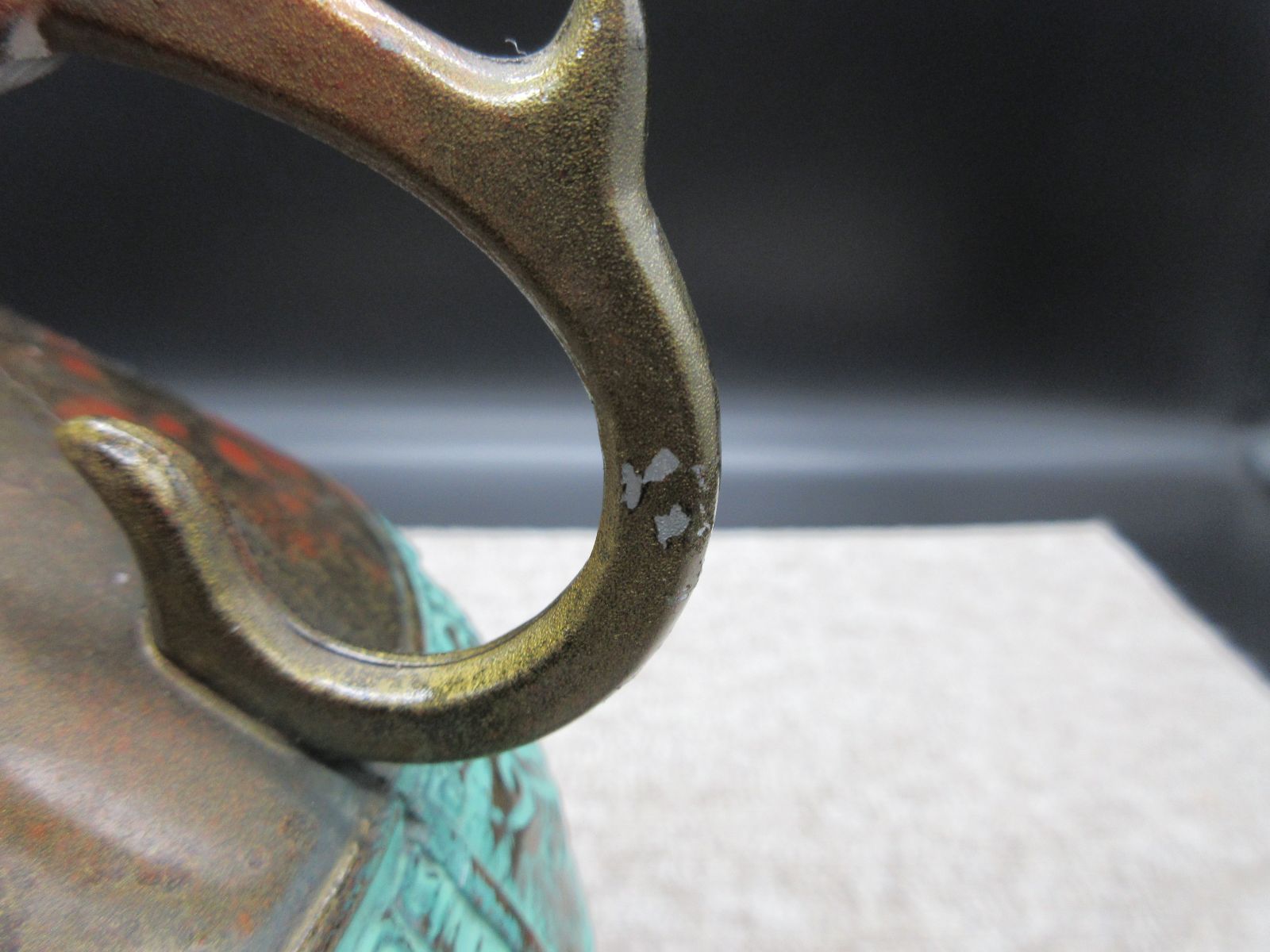 金属製花瓶 青茶色 木箱付き 金属製花瓶 青茶色 木箱付き 金属製花瓶 青茶色 木箱付き