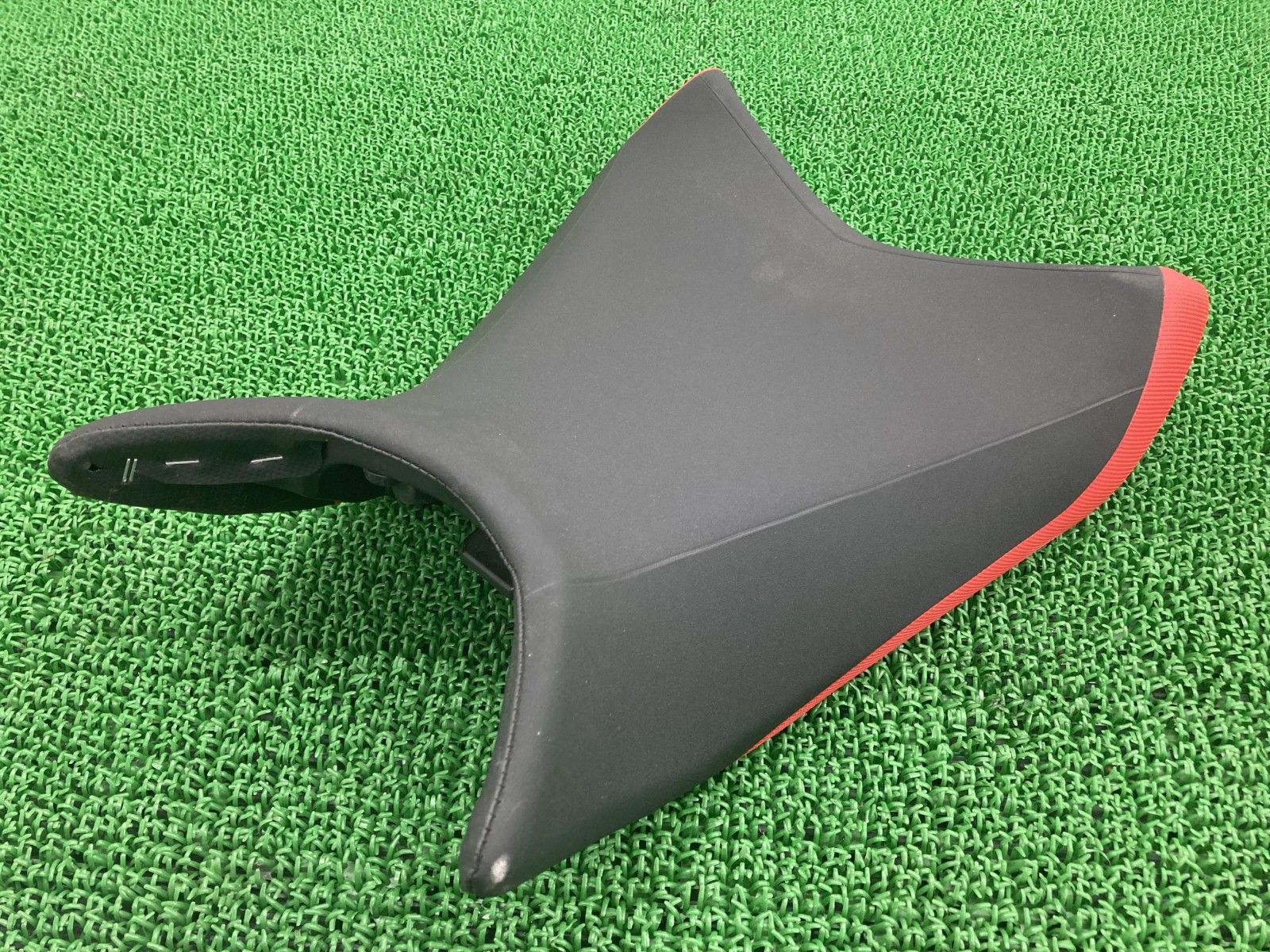 NC750S NC750X フロントシート ホンダ 純正 バイク 部品 RC88 RC90
