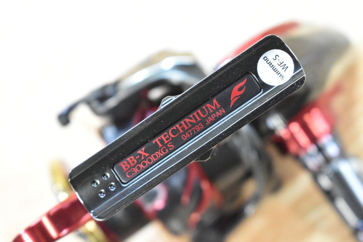 SHIMANO BB-X TECHNIUM FIRE BLOOD新品未使用　左 4969363047793.jpg