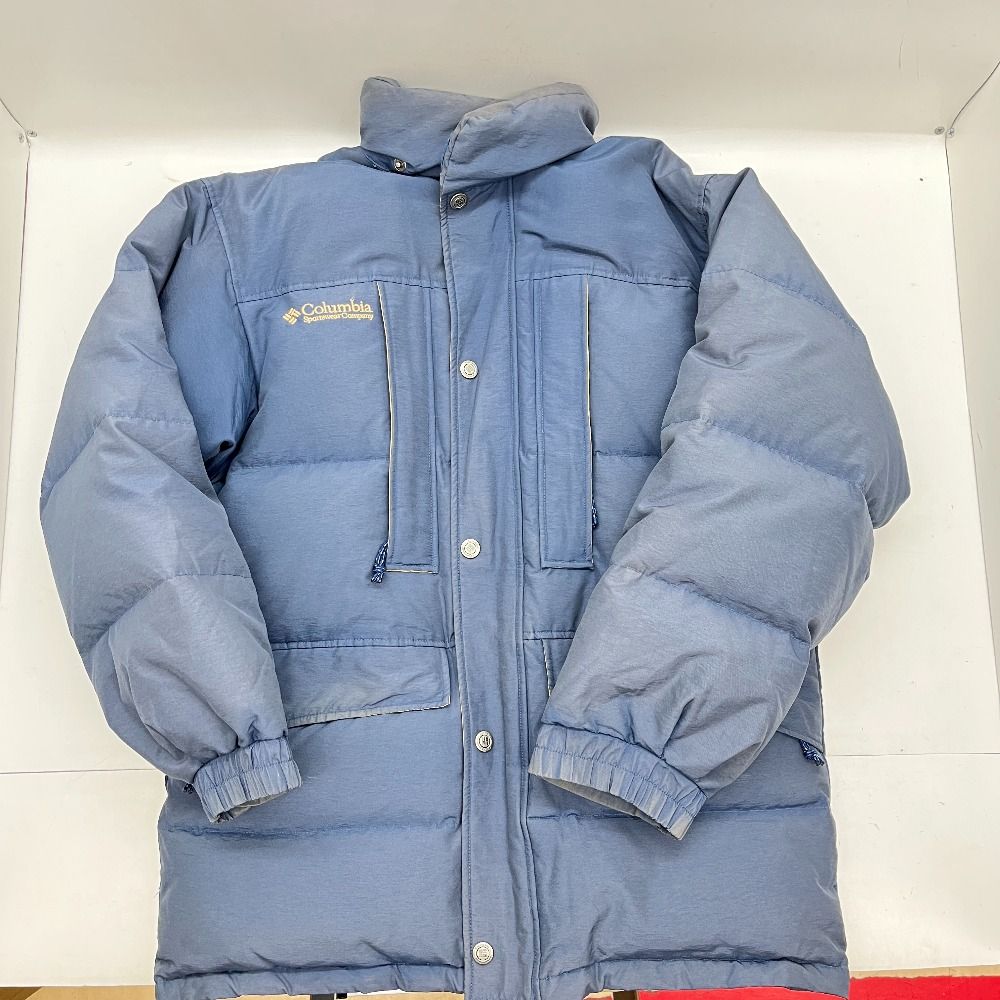 06w8576 Columbia ダウンジャケット  size JPN L 中国製 F8PM5060  ダウンジャケット  【中古品】