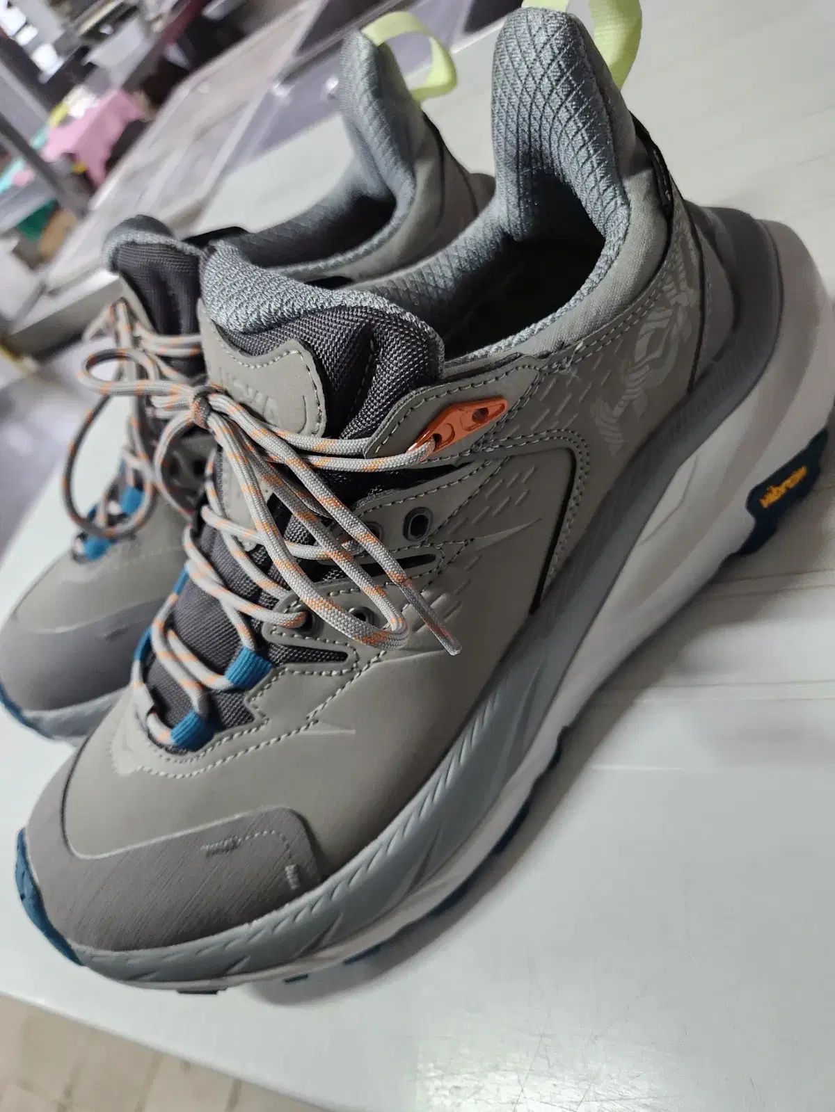HOKA ONE ONE ホカオネオネ 275
