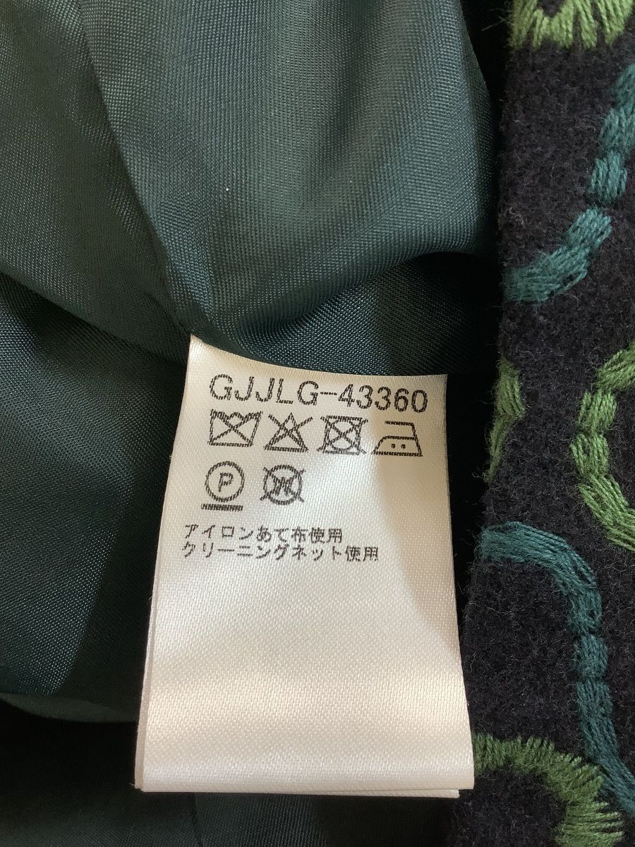 ホコモモラ 紺黒×グリーン刺繍コート