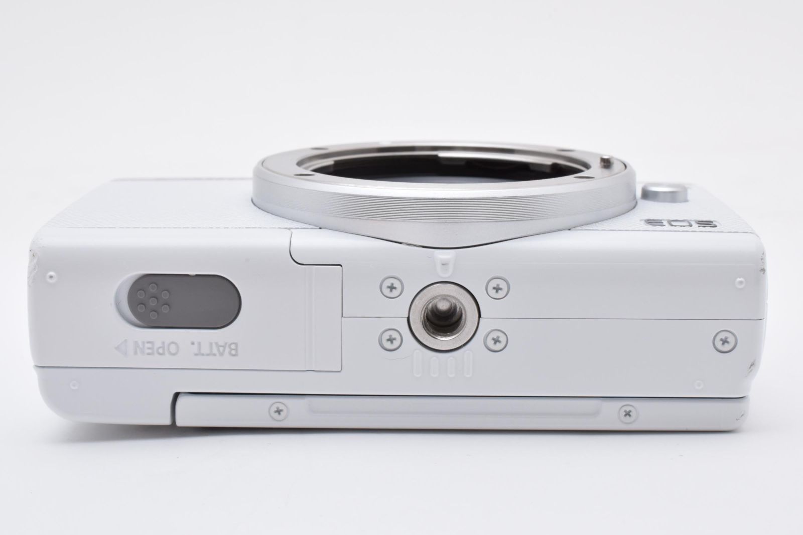 SONY α NEX-5R 本体（操作OK）＋レンズ（ジャンク）バッテリー付き SONY α NEX-5R 本体（操作OK）＋レンズ（ジャンク）バッテリー