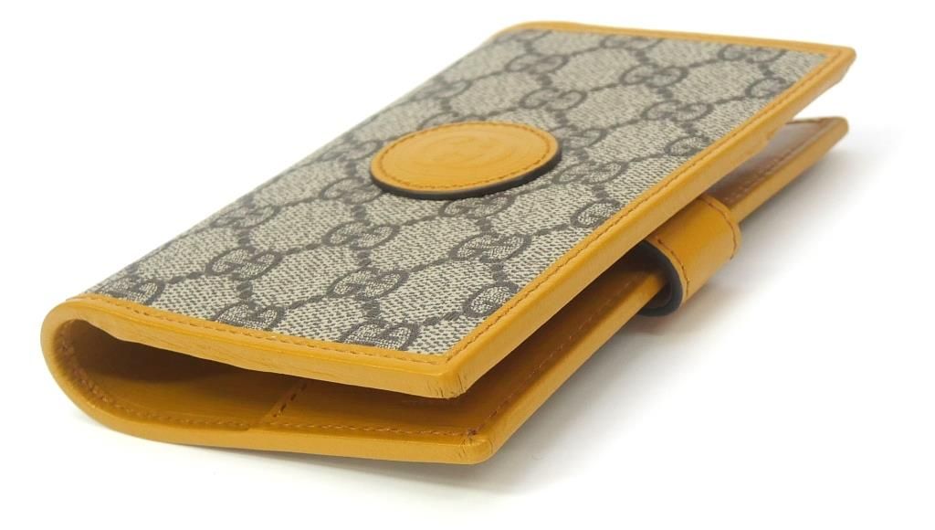 グッチ GUCCI パスポートケース GGスプリーム インターロッキング  