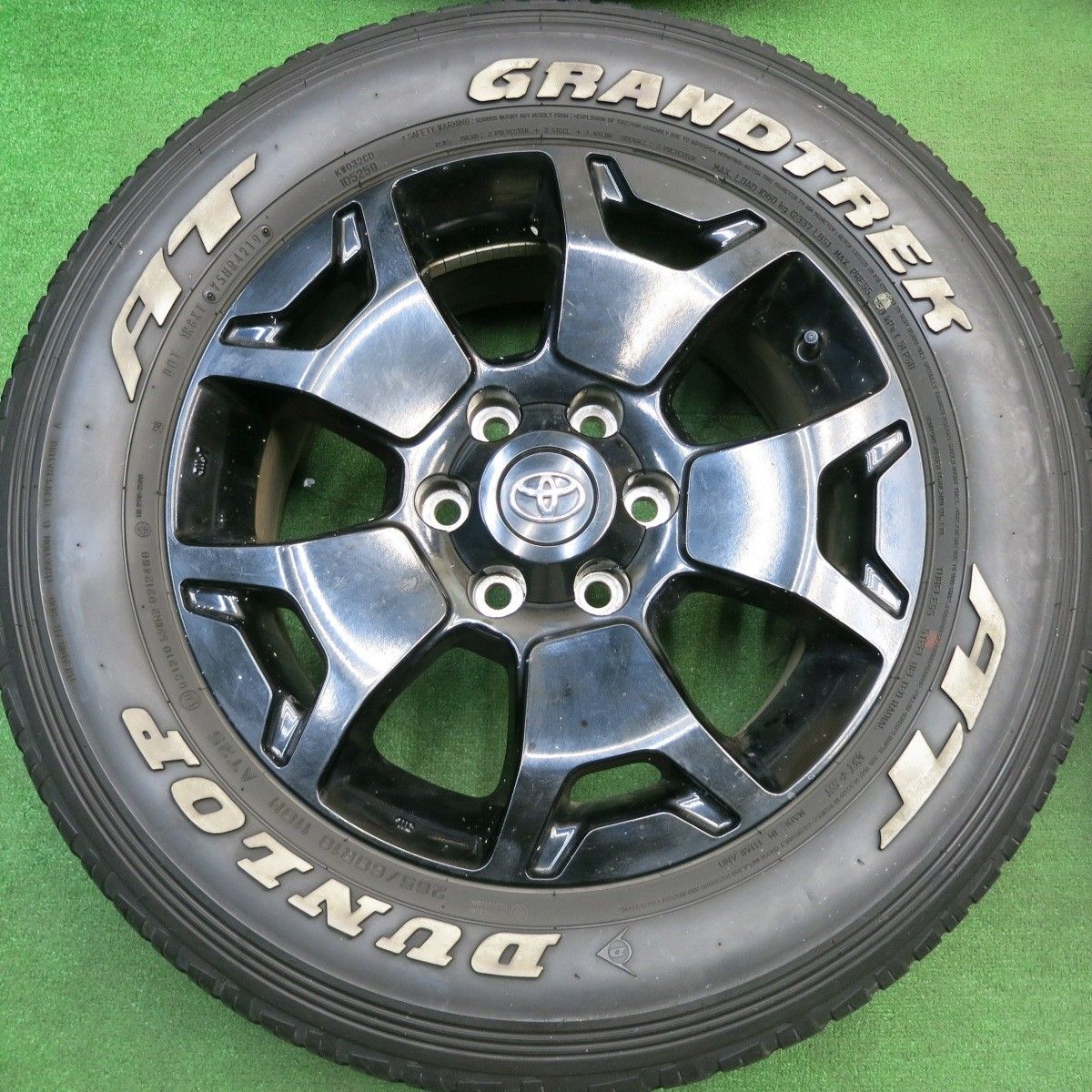 交換用に】トヨタ ハイラックス Z ブラックラリーエディション 純正