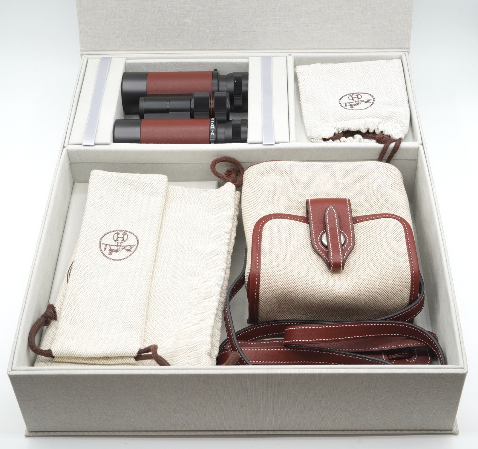 ☆ エルメスとライカのコラボの 超高級 双眼鏡 超レア 