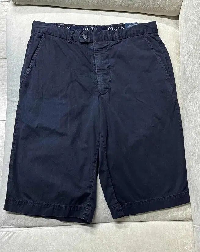 BURBERRY バーバリー メンズ ハーフパンツ 32 インチ