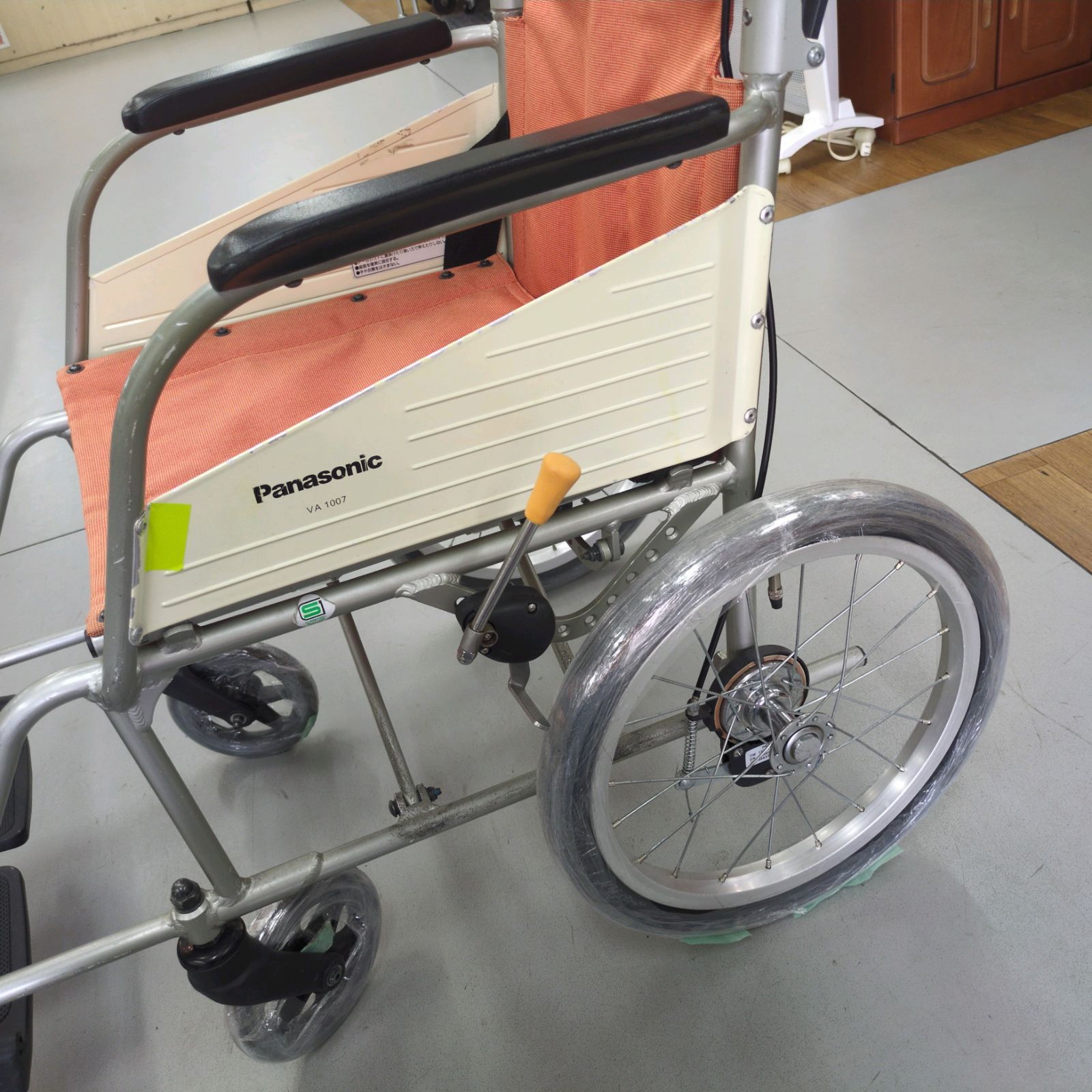 J060 それなりの使用感☆介助式☆車いす☆Panasonic☆VA1007