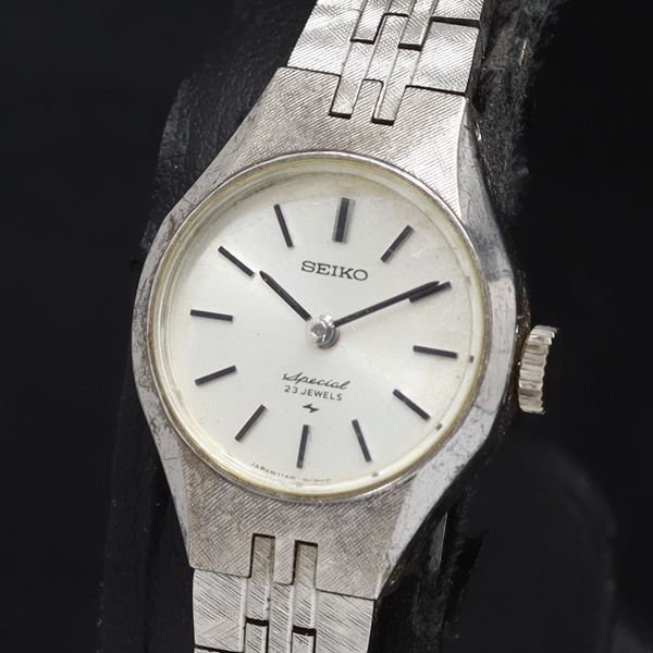 ビンテージ 自動車 MINI ファンベルト 腕時計 (動作未確認) ビンテージ 自動車 MINI ファンベルト 腕時計 (動作未確認) 3色で悩む