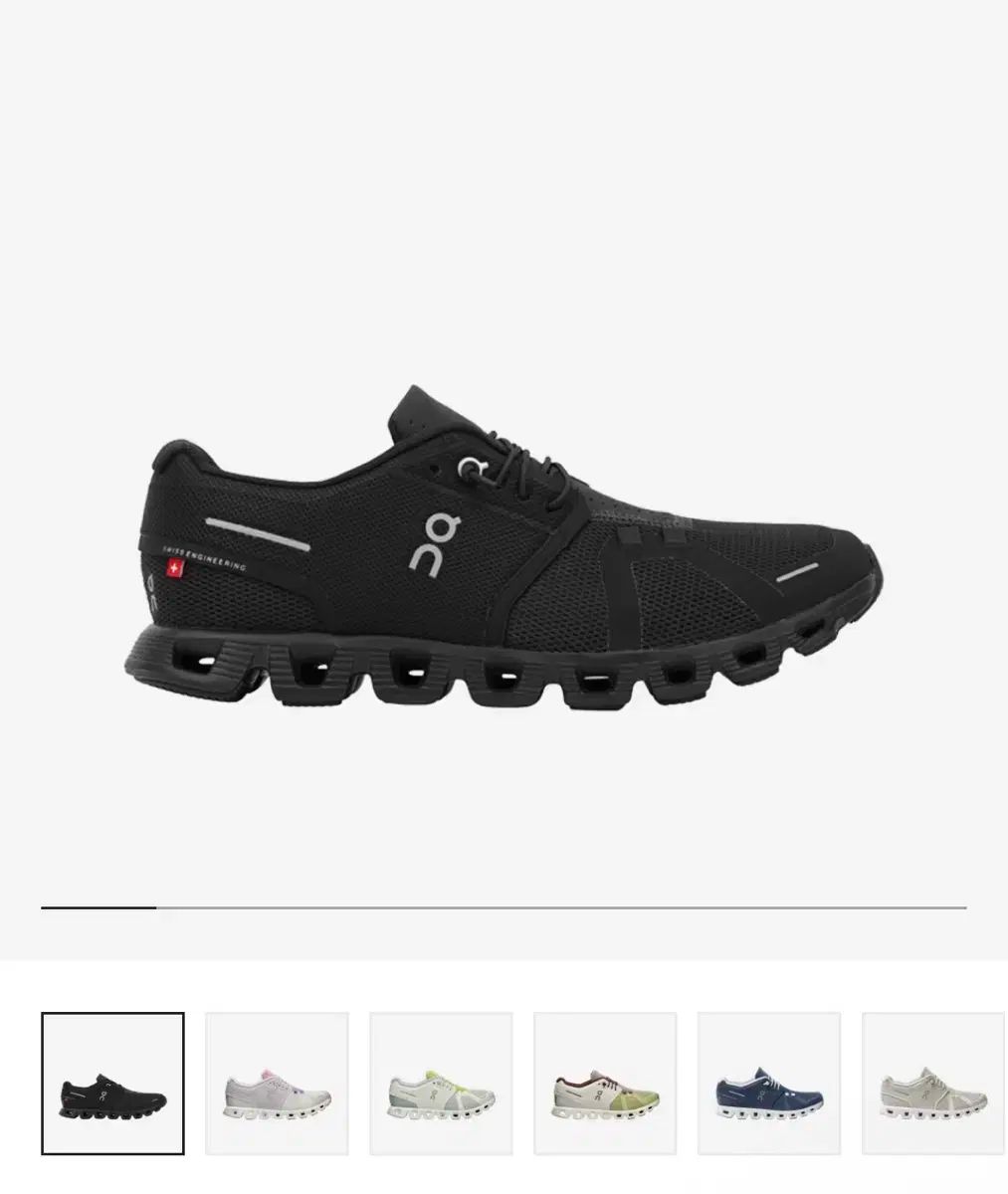 On クラウド ランニングシューズ オールブラック