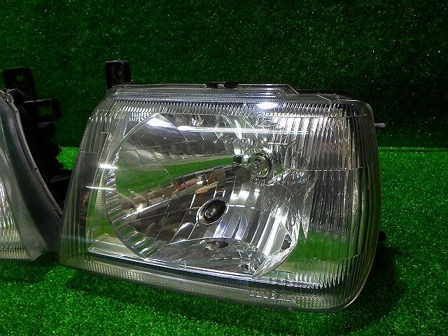 H58A パジェロミニ 後期　ハロゲン ヘッドライト  左右　レべ付 パジェロミニ ヘッドライト 左右 ハロゲン H58A 100－87339 レベ
