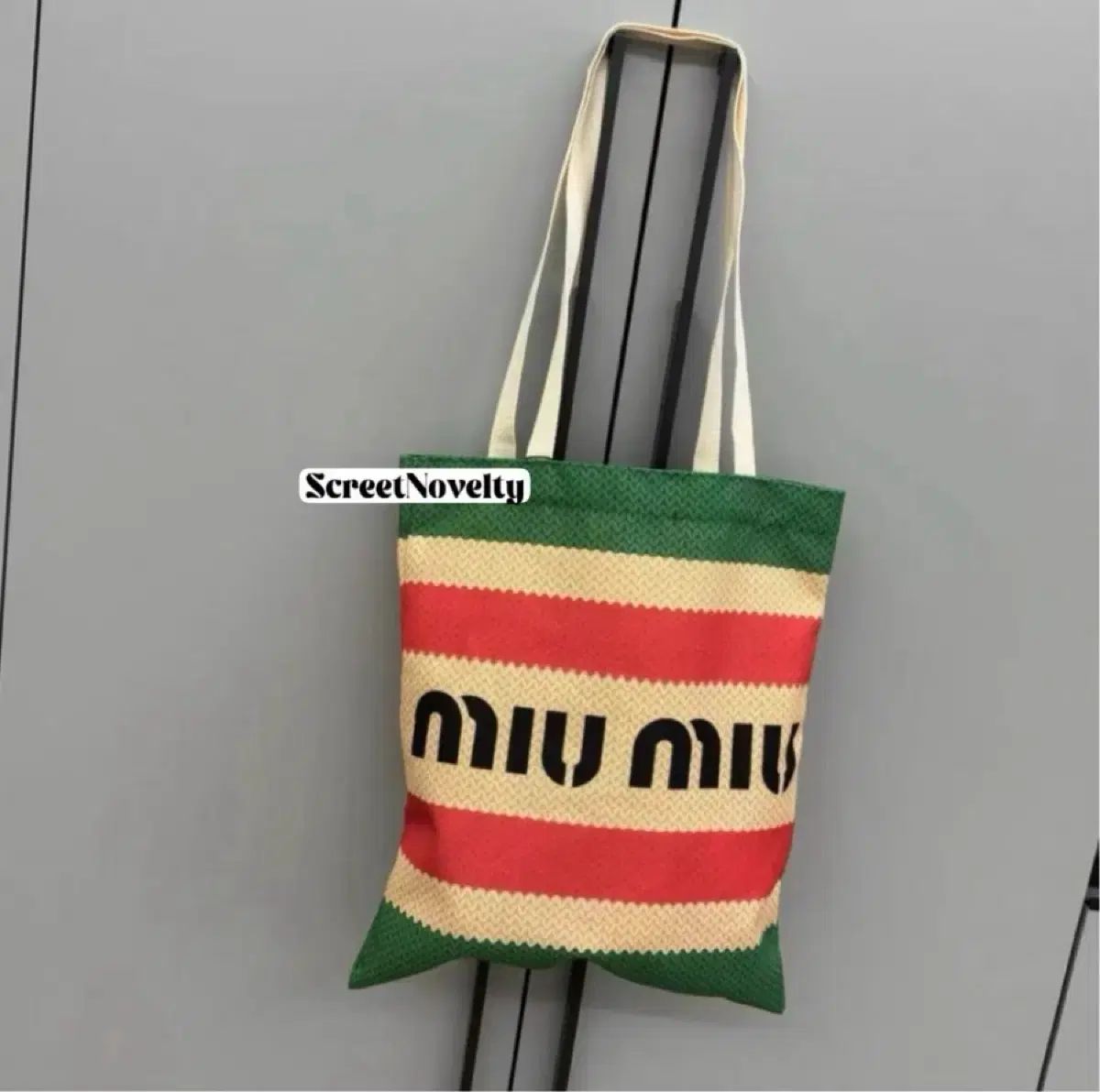 MIU MIU(ミュウミュウ) エコバッグ グリーン - メルカリ